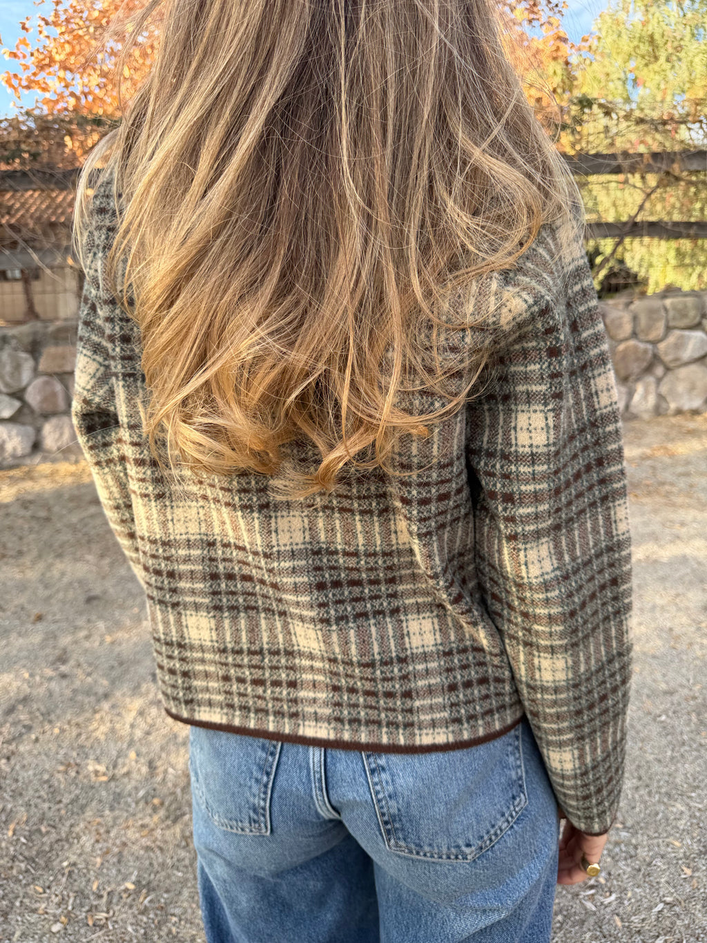 Chaqueta tipo raindoor escoces beige