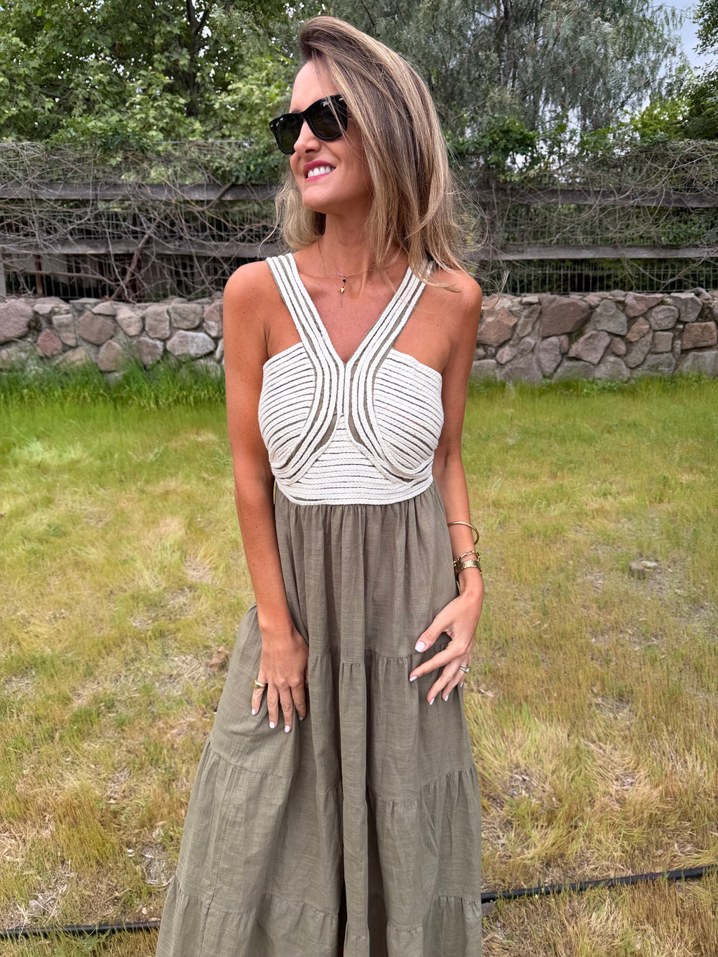 Vestido cordones verde musgo