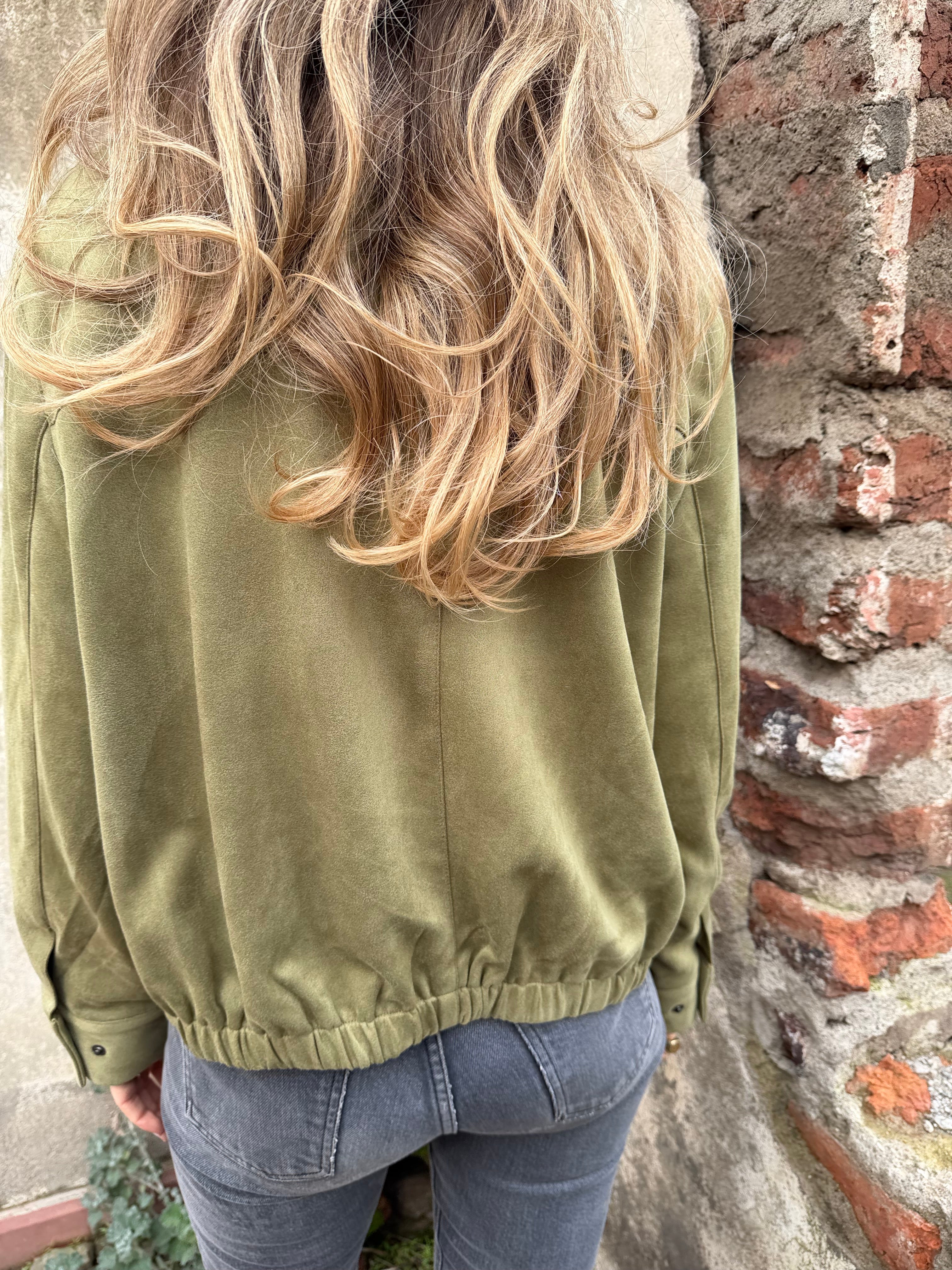 Chaqueta suede bolsillo clásico verde