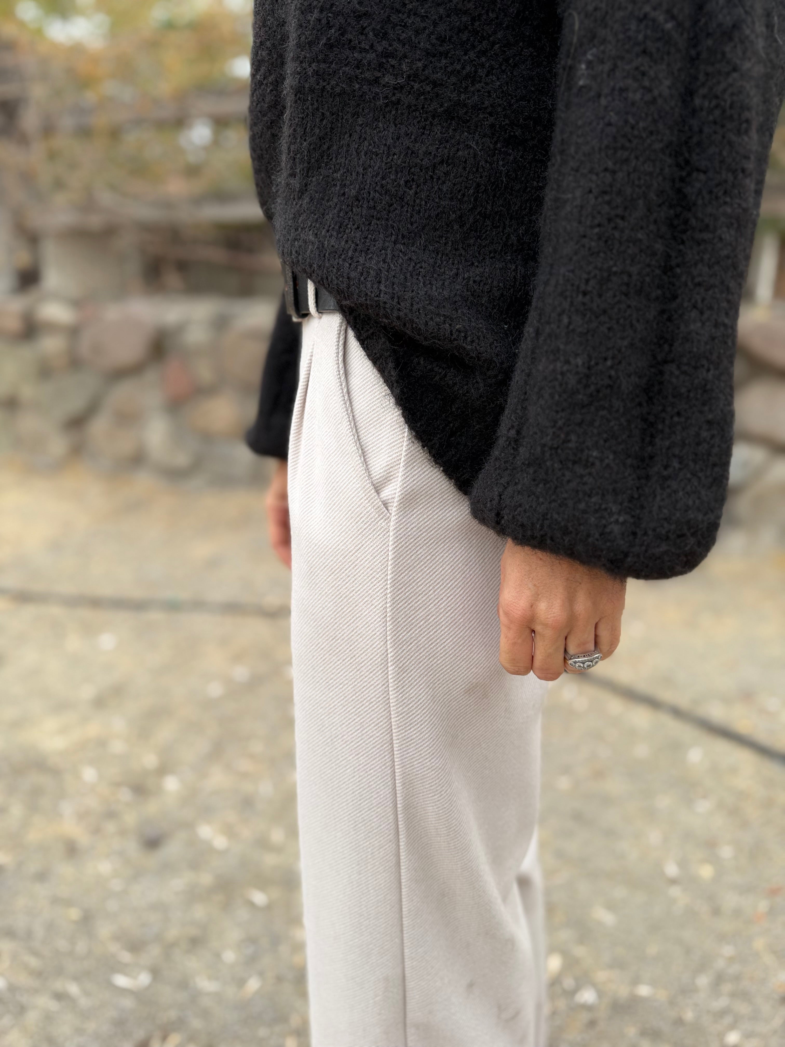 New Pantalón sastre crudo