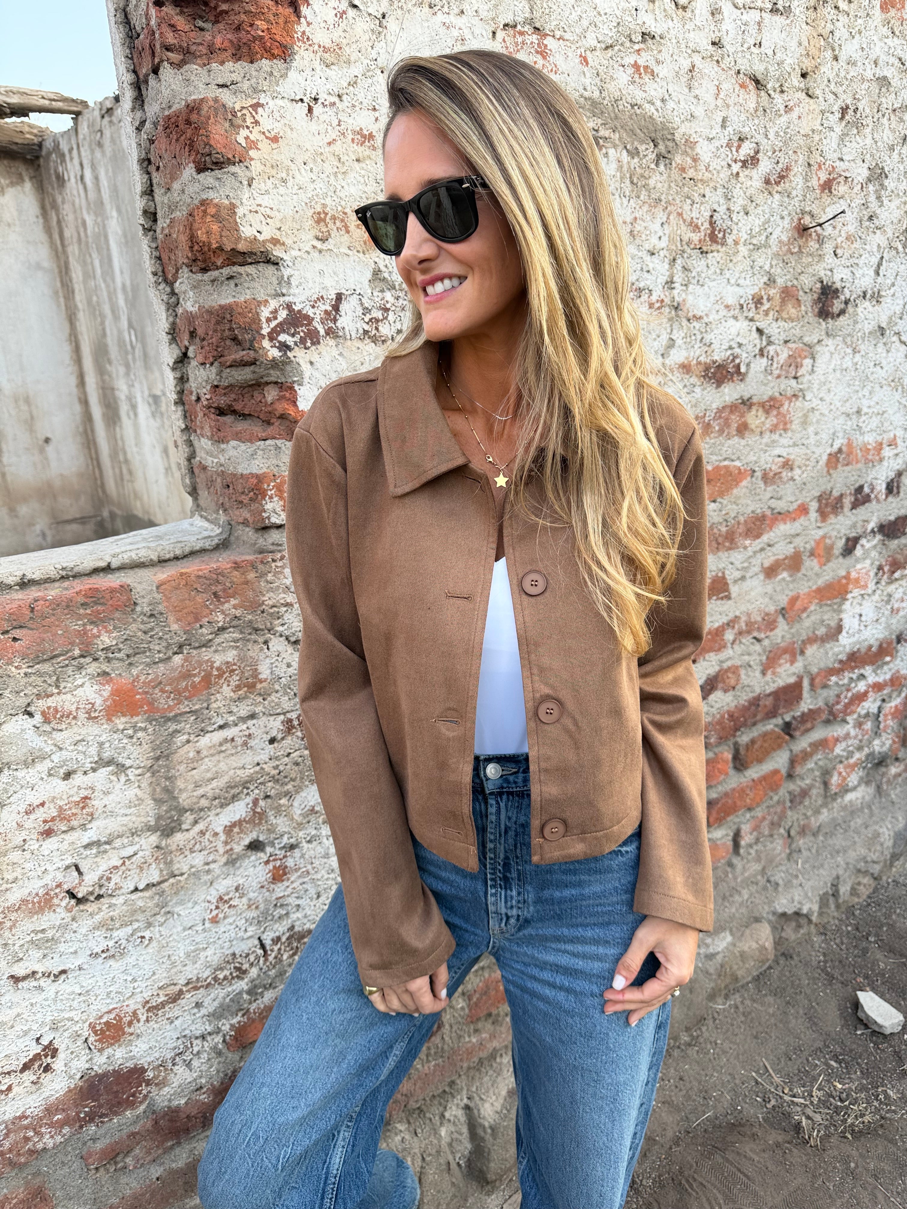Chaqueta simple suede camel
