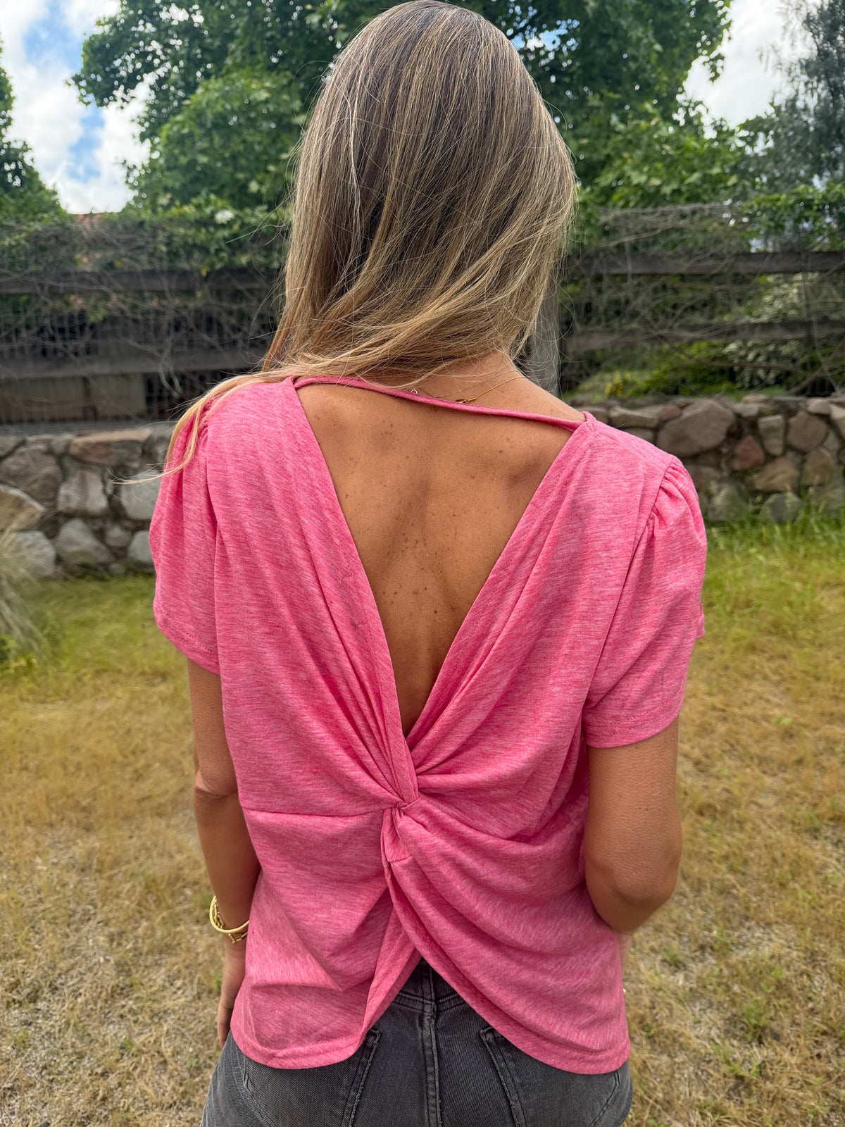 Polera algodón nudo espalda frambuesa