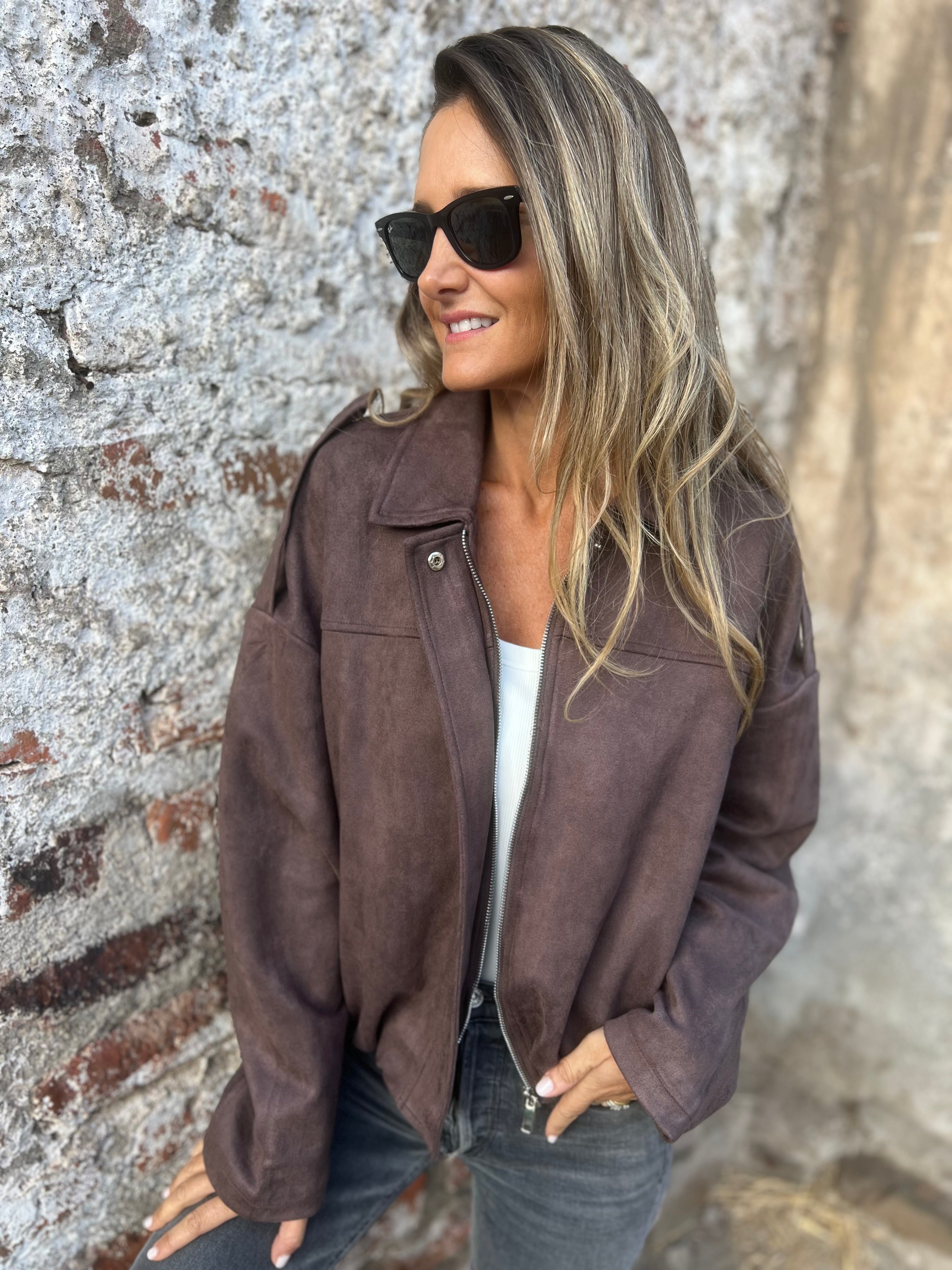 Chaqueta efecto gamuza café