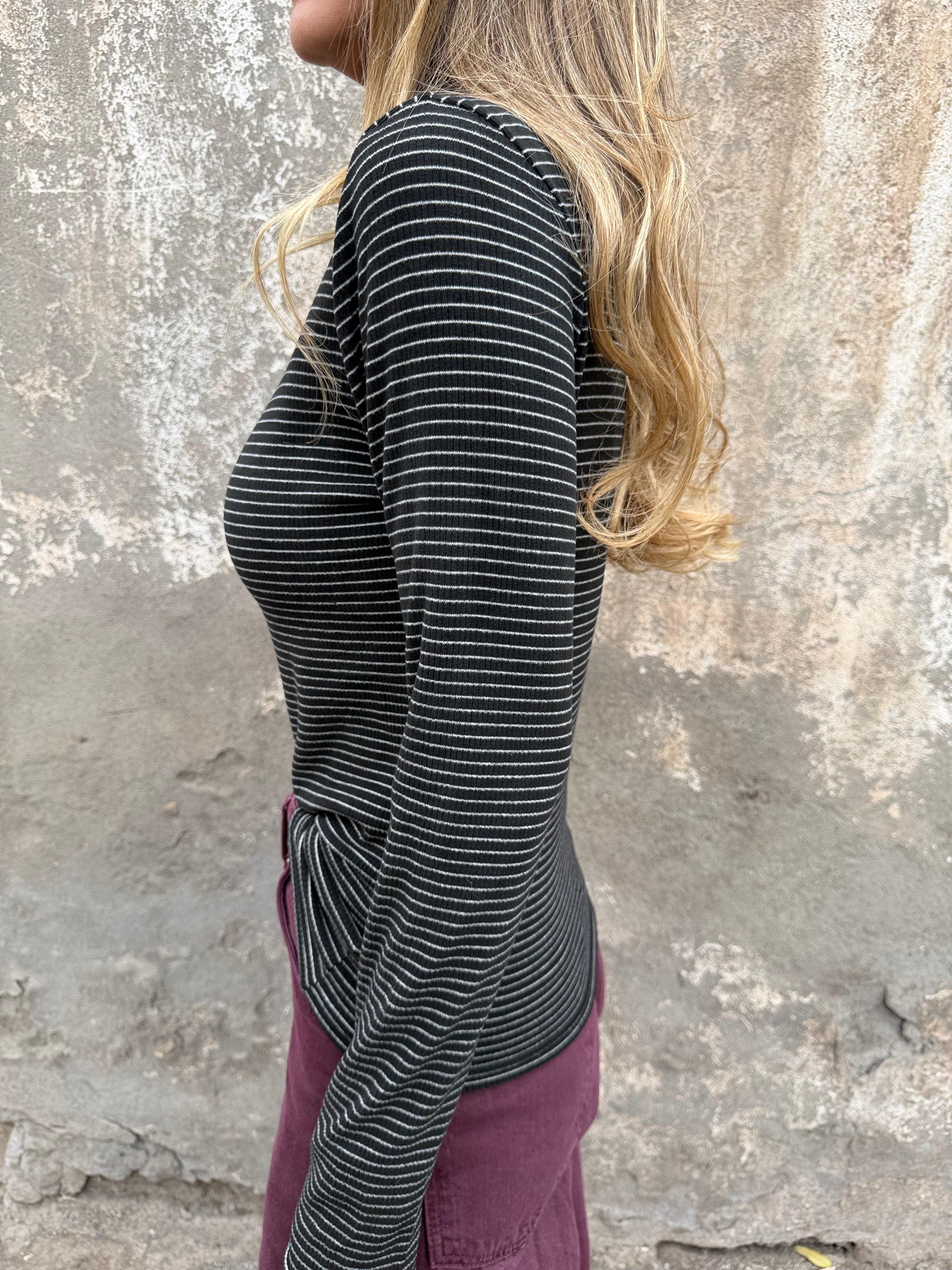 Polera algodón/ micropolar rayada gris oscuro