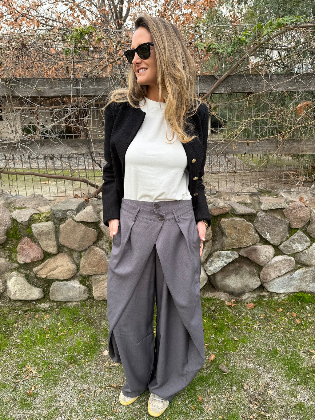 Pantalón sastre doble botón barrel gris