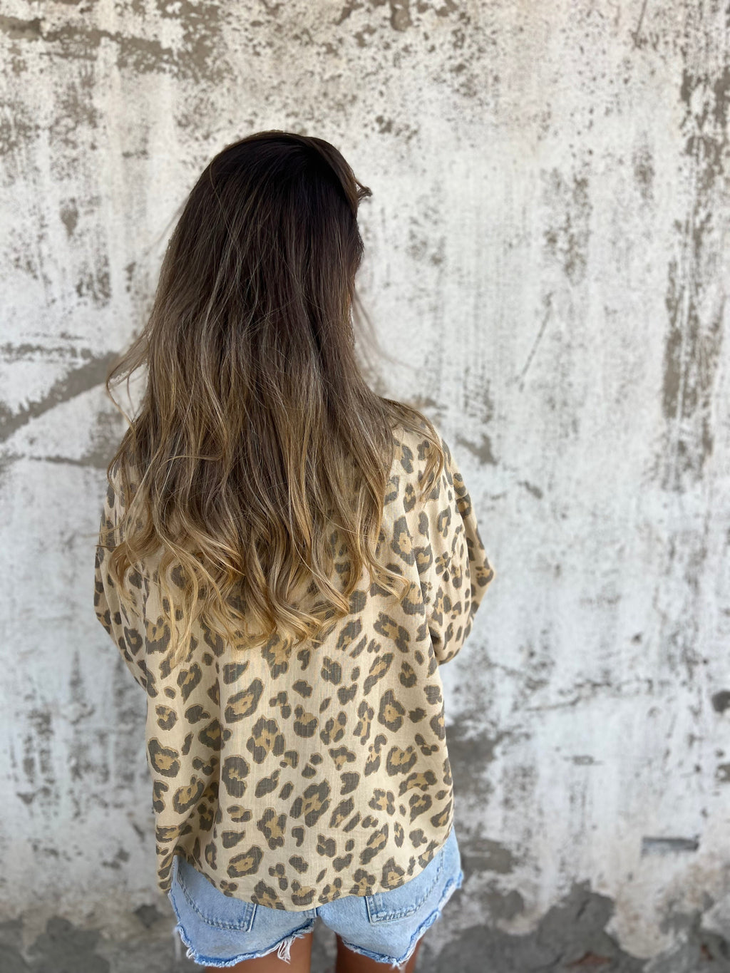 Chaqueta delgada/ blusa lino print beige clara