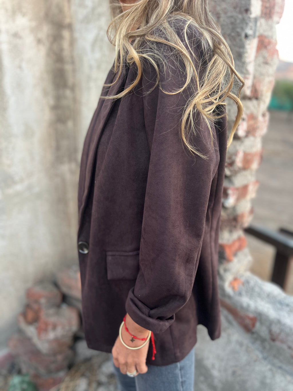 Blazer suede con doblez rayado chocolate