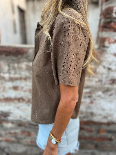 Blusa súper broderie café