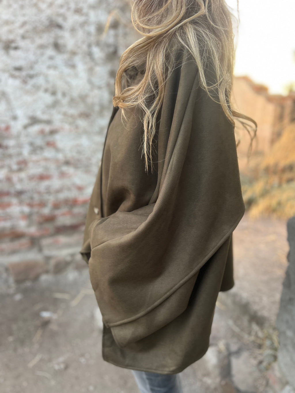Capa botones gamuza verde musgo