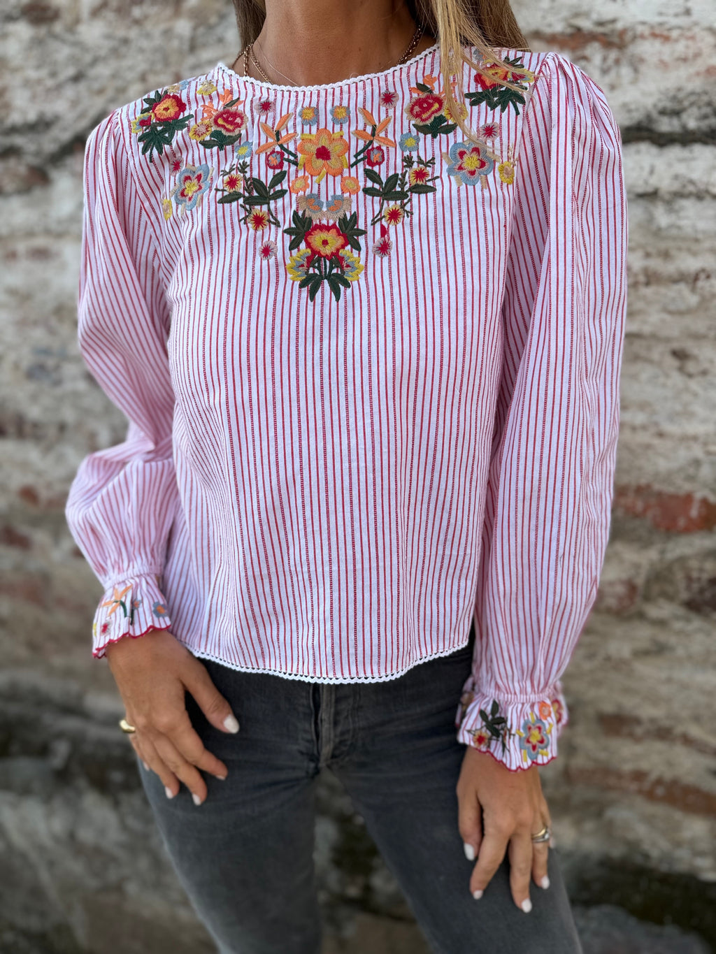 Blusa mangas vuelos floreados roja
