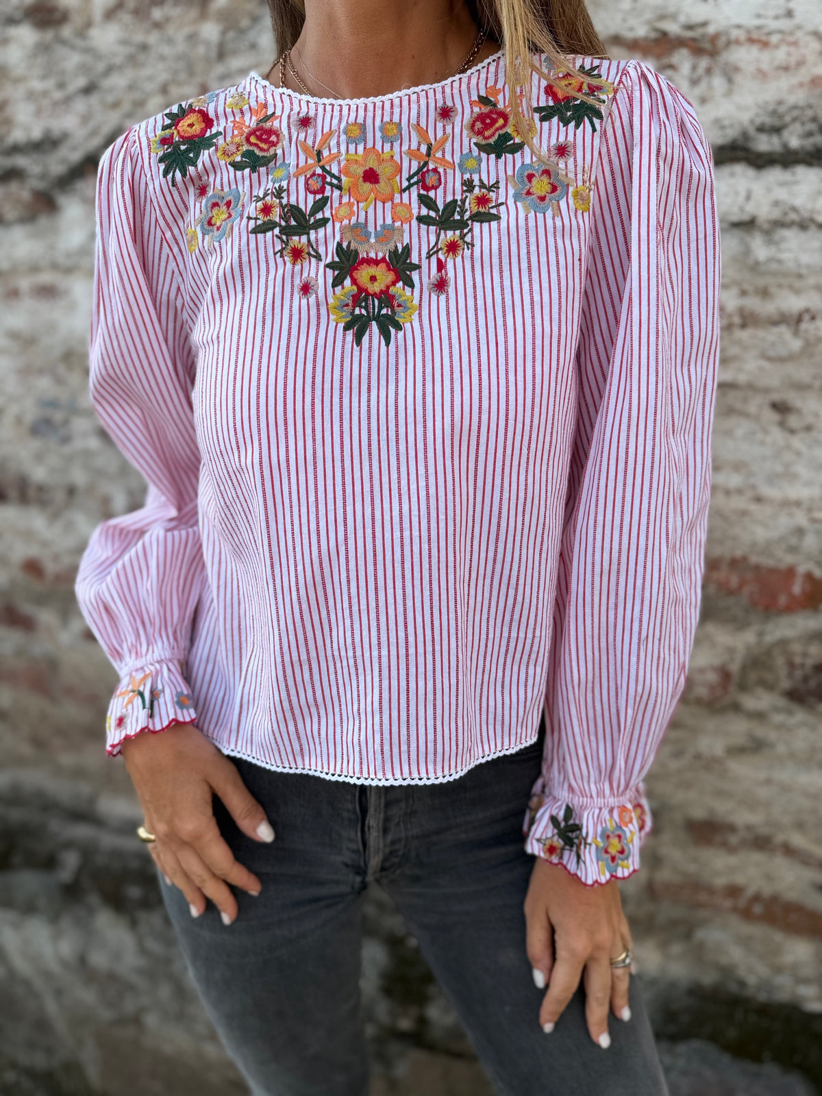Blusa mangas vuelos floreados roja