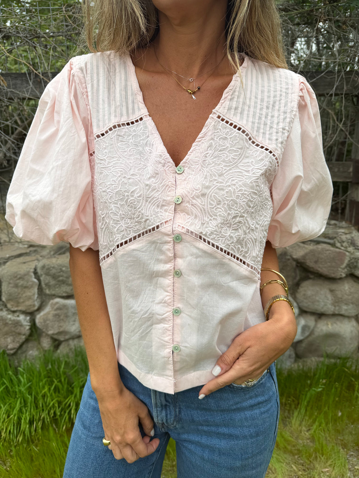 New blusa mangas abullonadas rosado claro