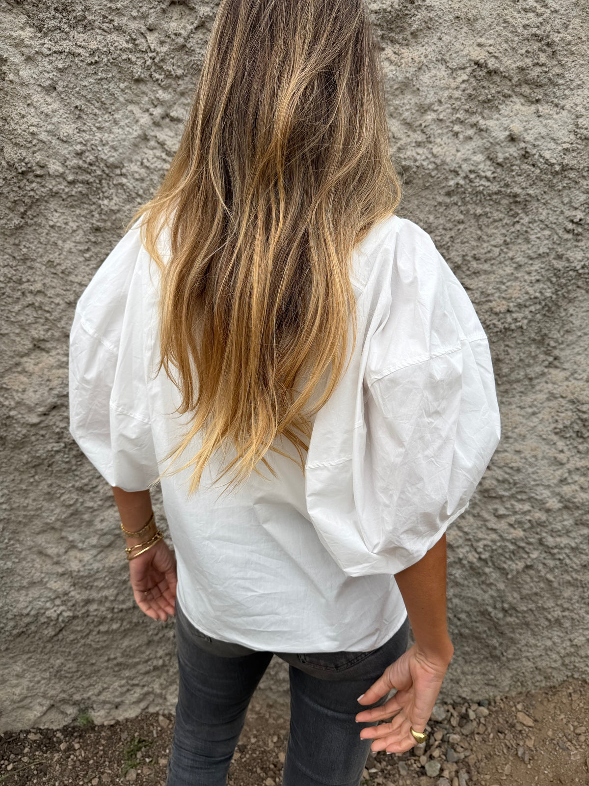 Blusa manga extra abullonadas blanca