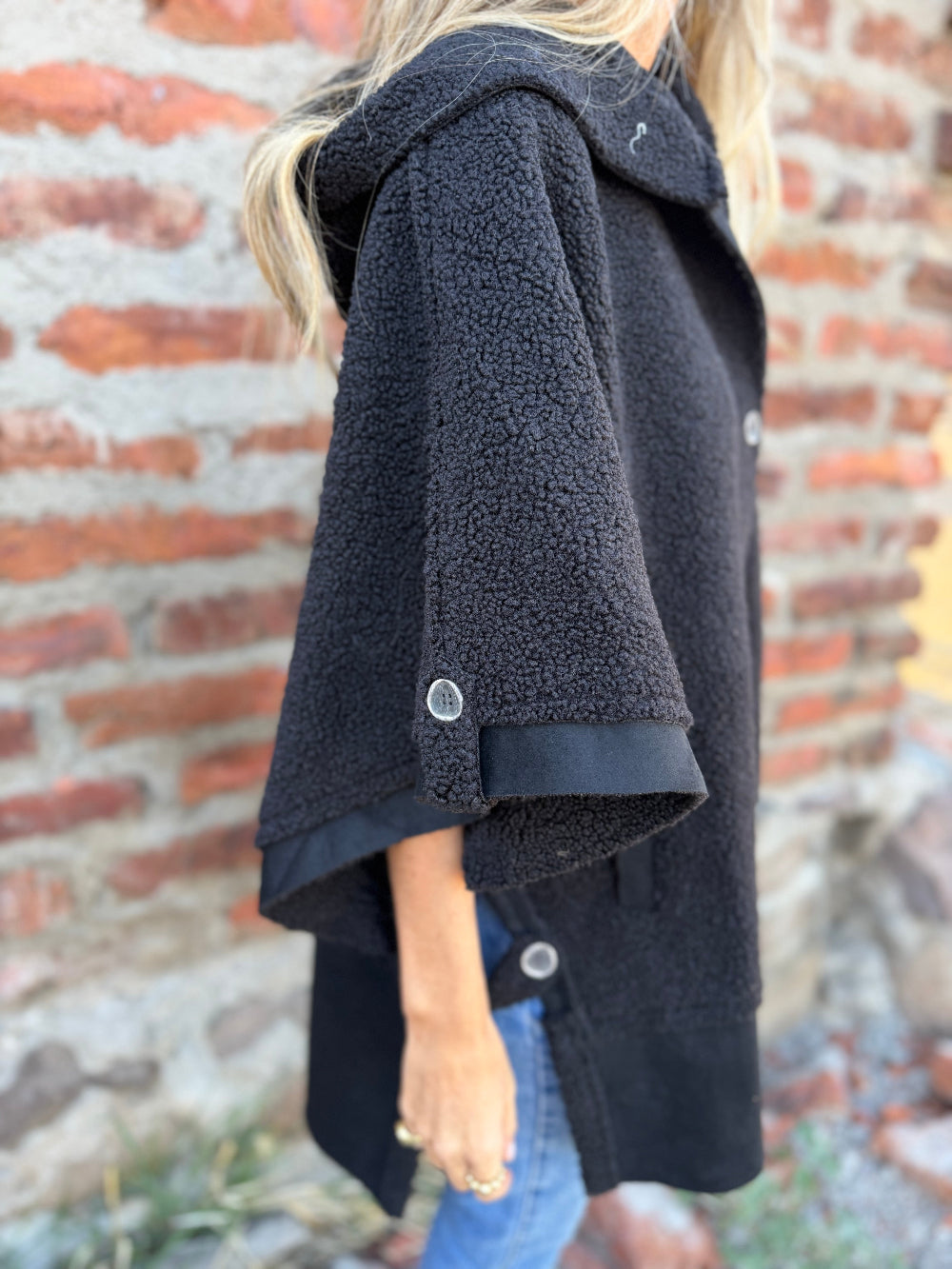 Poncho patagón negro