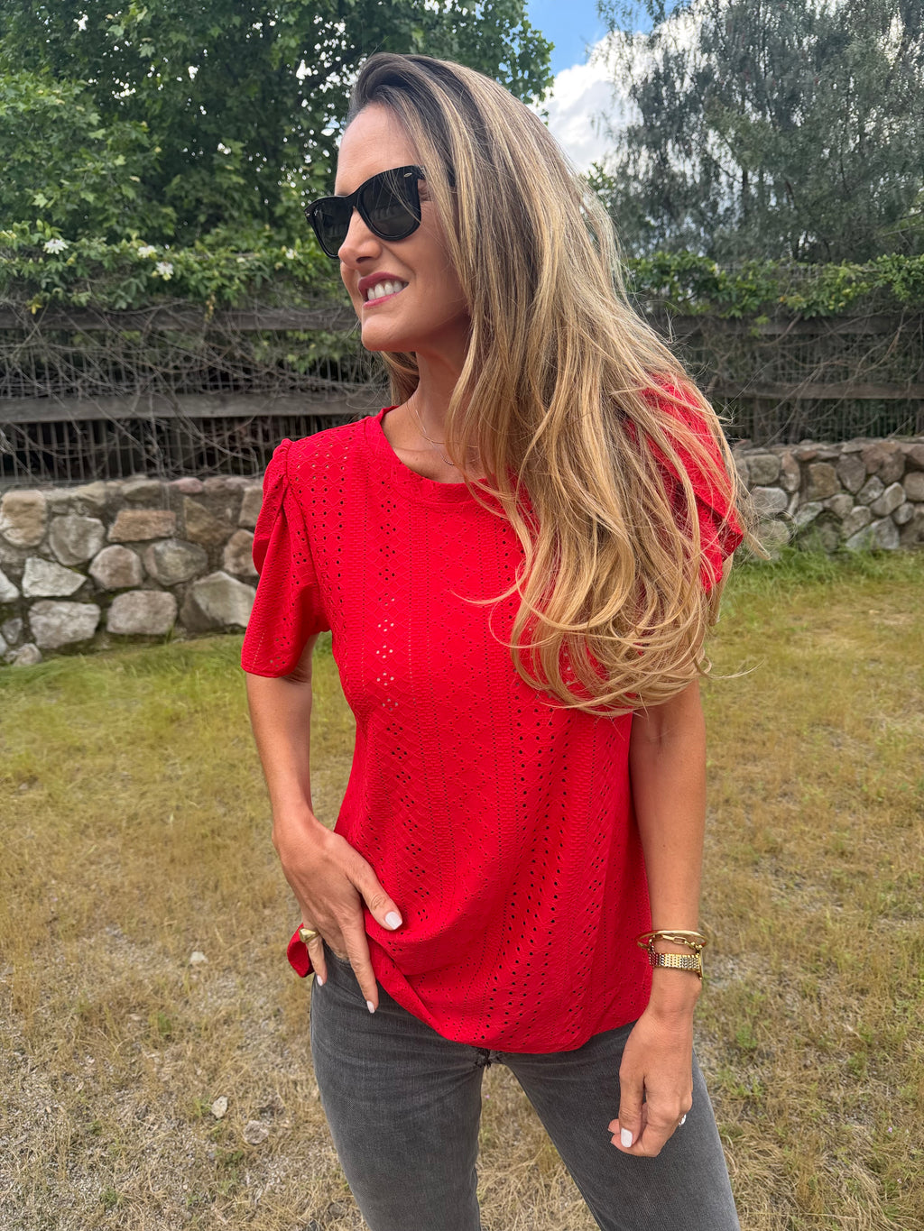Polera lycra detalles mangas roja