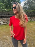 Polera lycra detalles mangas roja