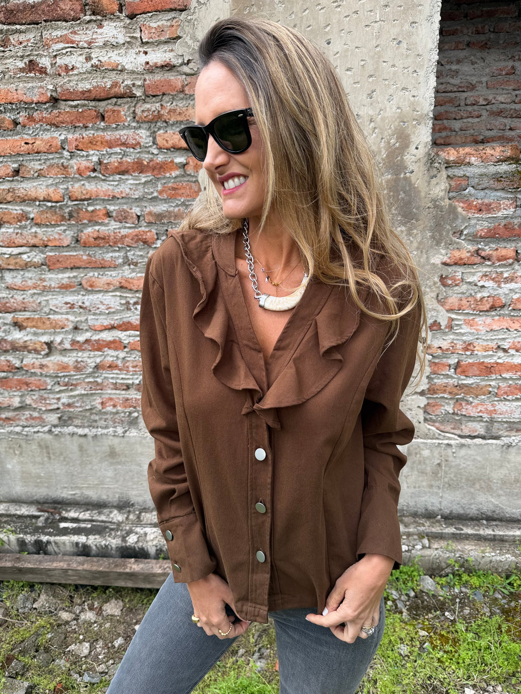 Blusa bluejean vuelos café