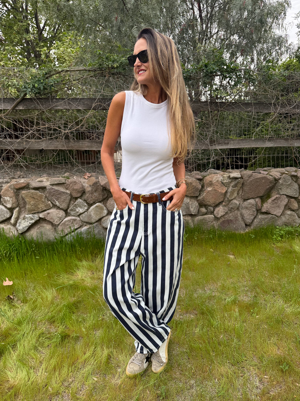 Pantalón barrel rayas azul
