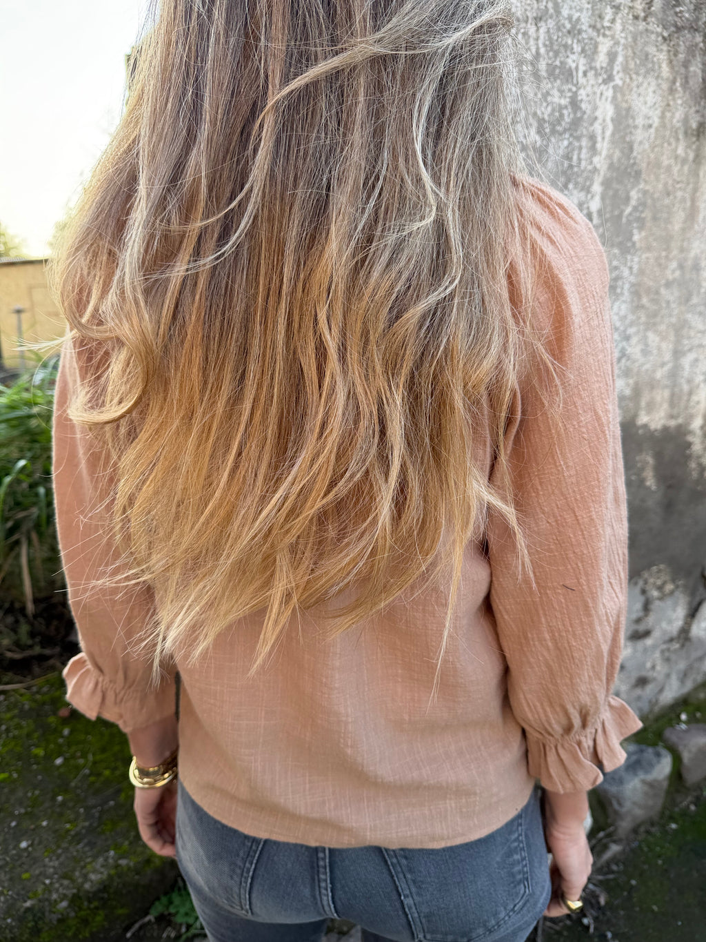 Blusa bámbula botones madera camel