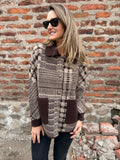 Chaqueta paño diseños botones dorados café