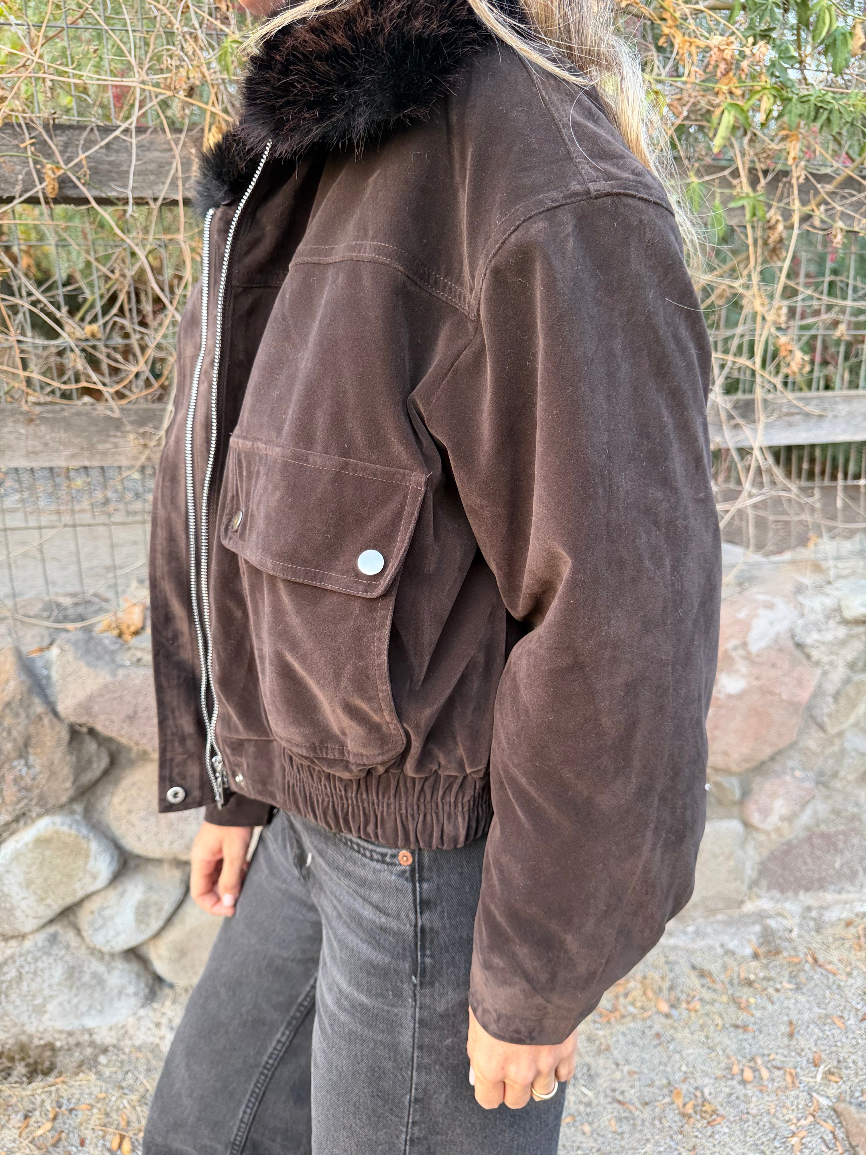 Bomber acolchada gamuza increíble cuello piel removible