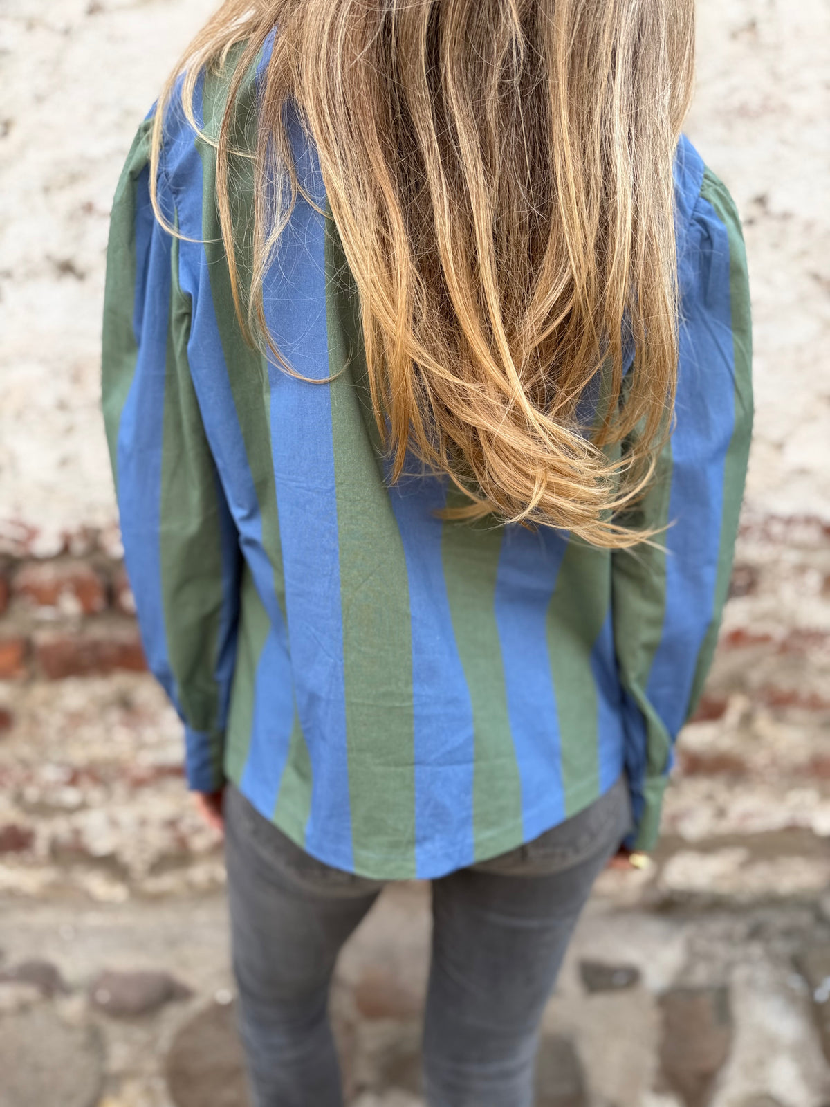 Blusa rayada azul verde