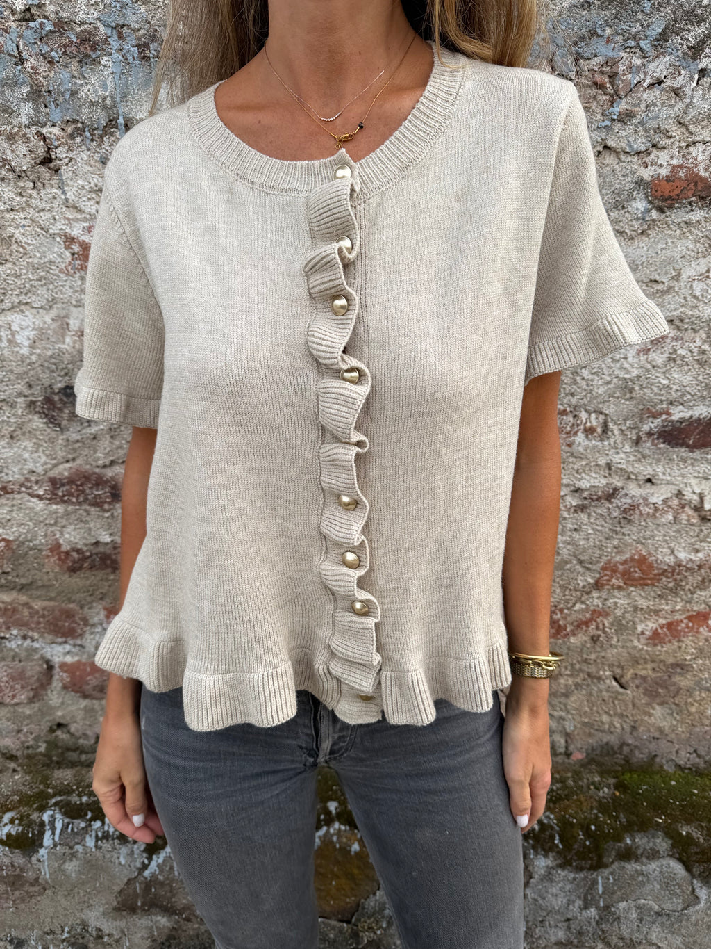 Polera/ Chaleco vuelitos beige