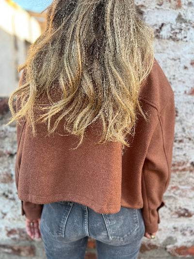 Chaqueta corta paño camel