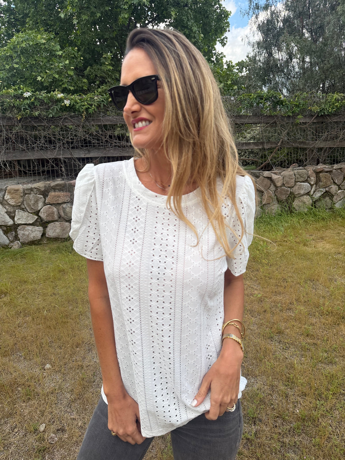 Polera lycra detalles mangas blanca