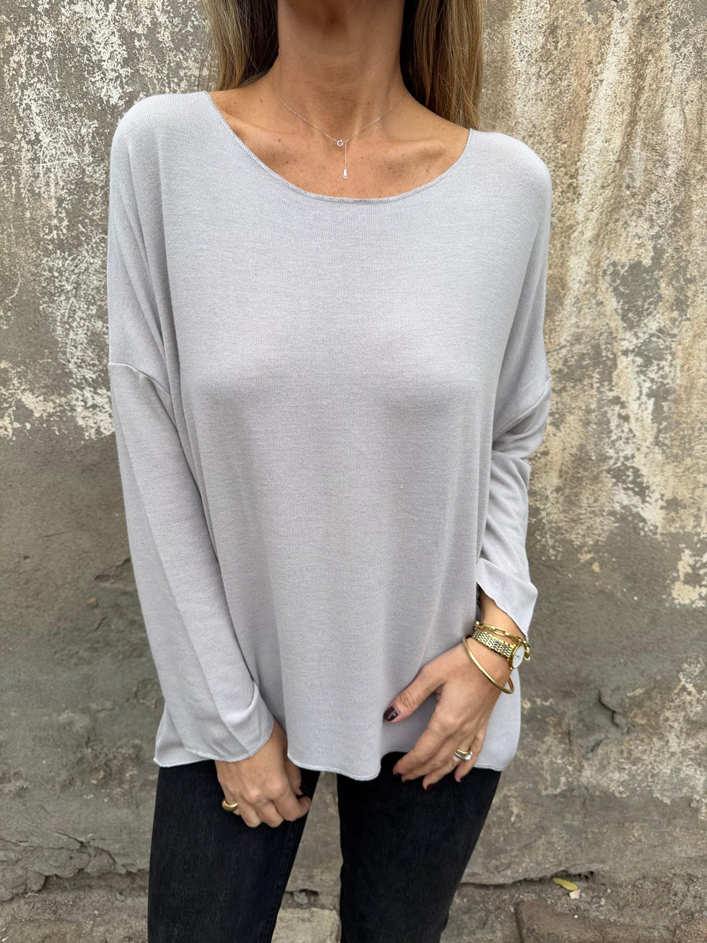 Maxxi polera lanilla bordes plateados gris