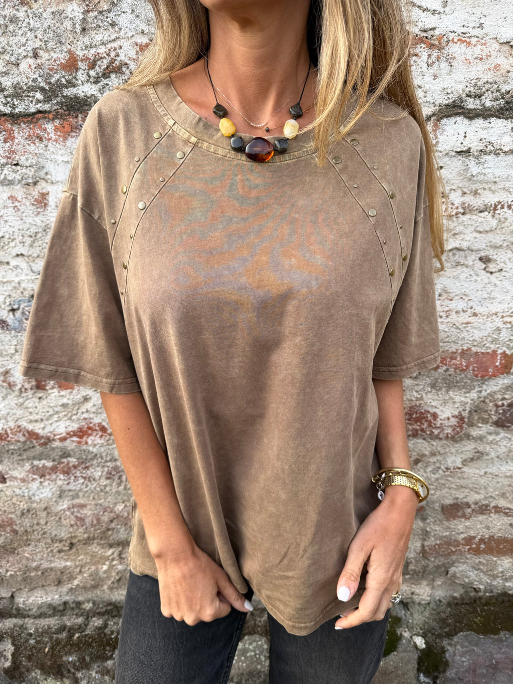 Maxxi polera tachas camel