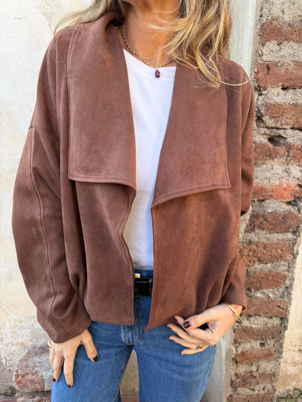 Chaqueta efecto gamuza solapa caramelo