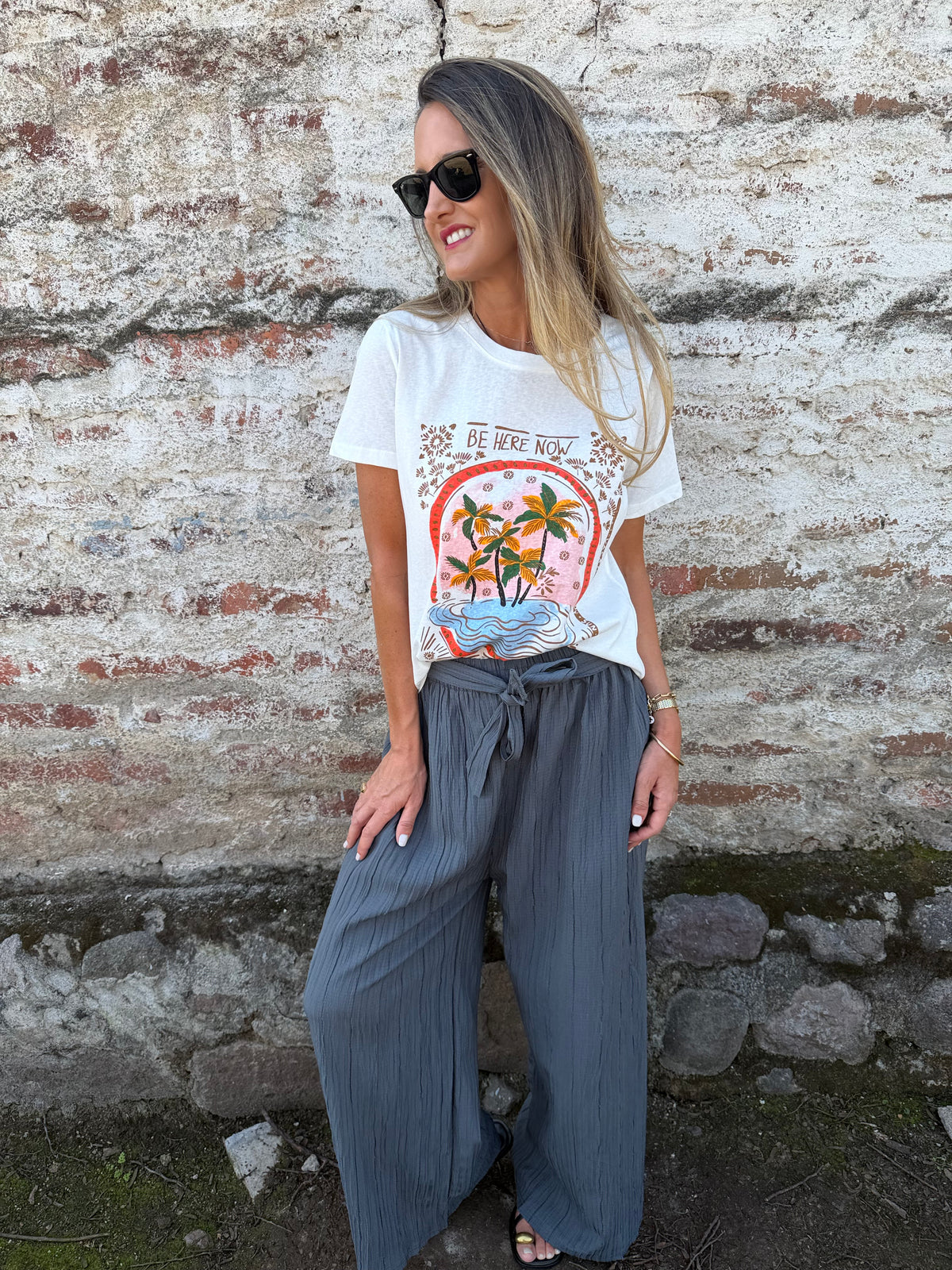 Palazzo crep lazo gris