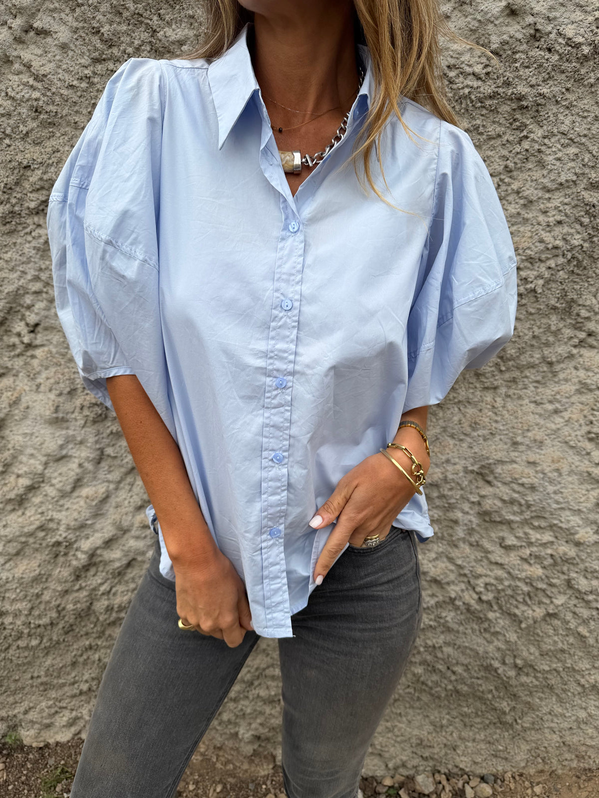 Blusa manga extra abullonadas celeste