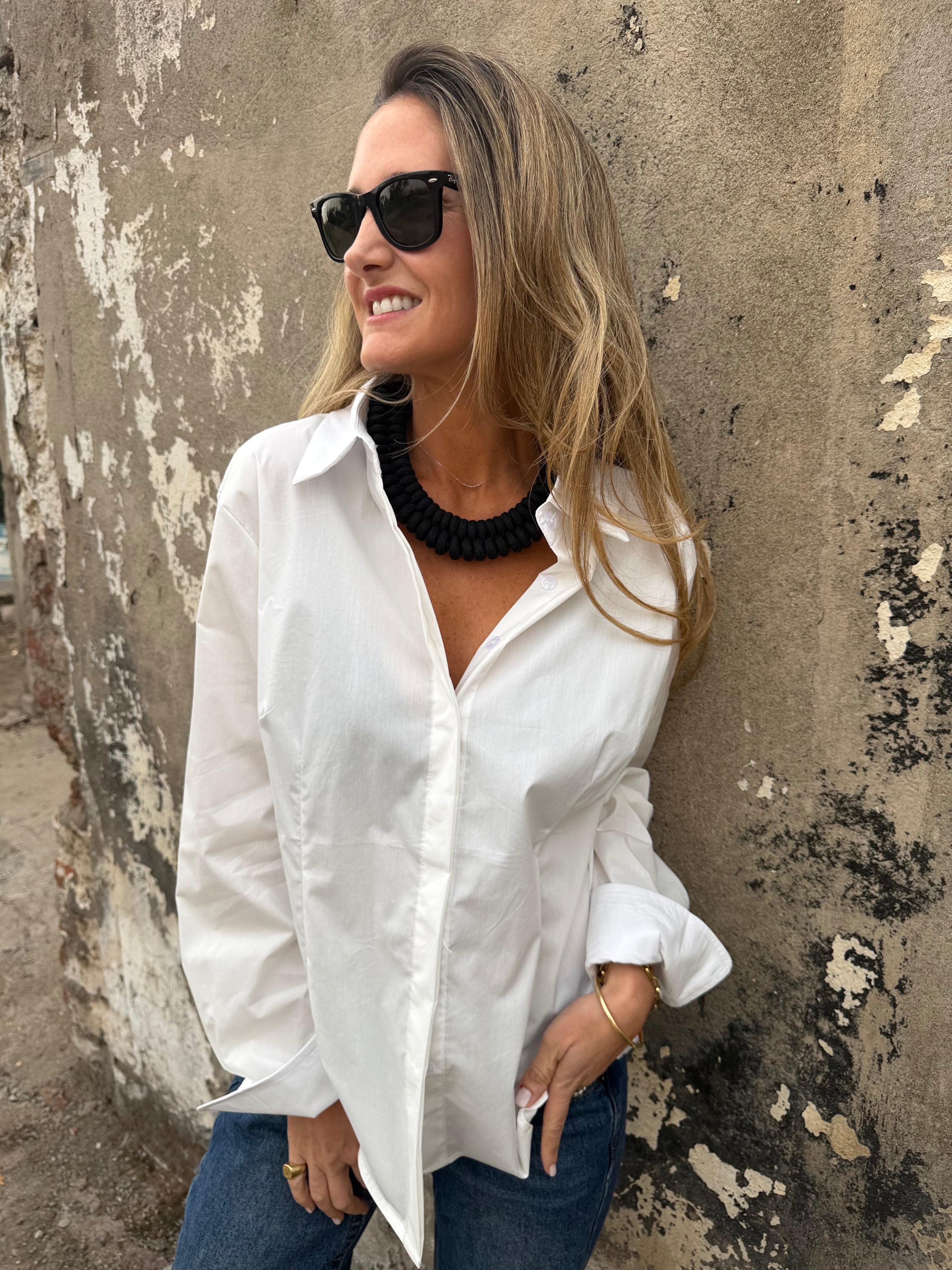 Blusa sastre botones escondidos blanca