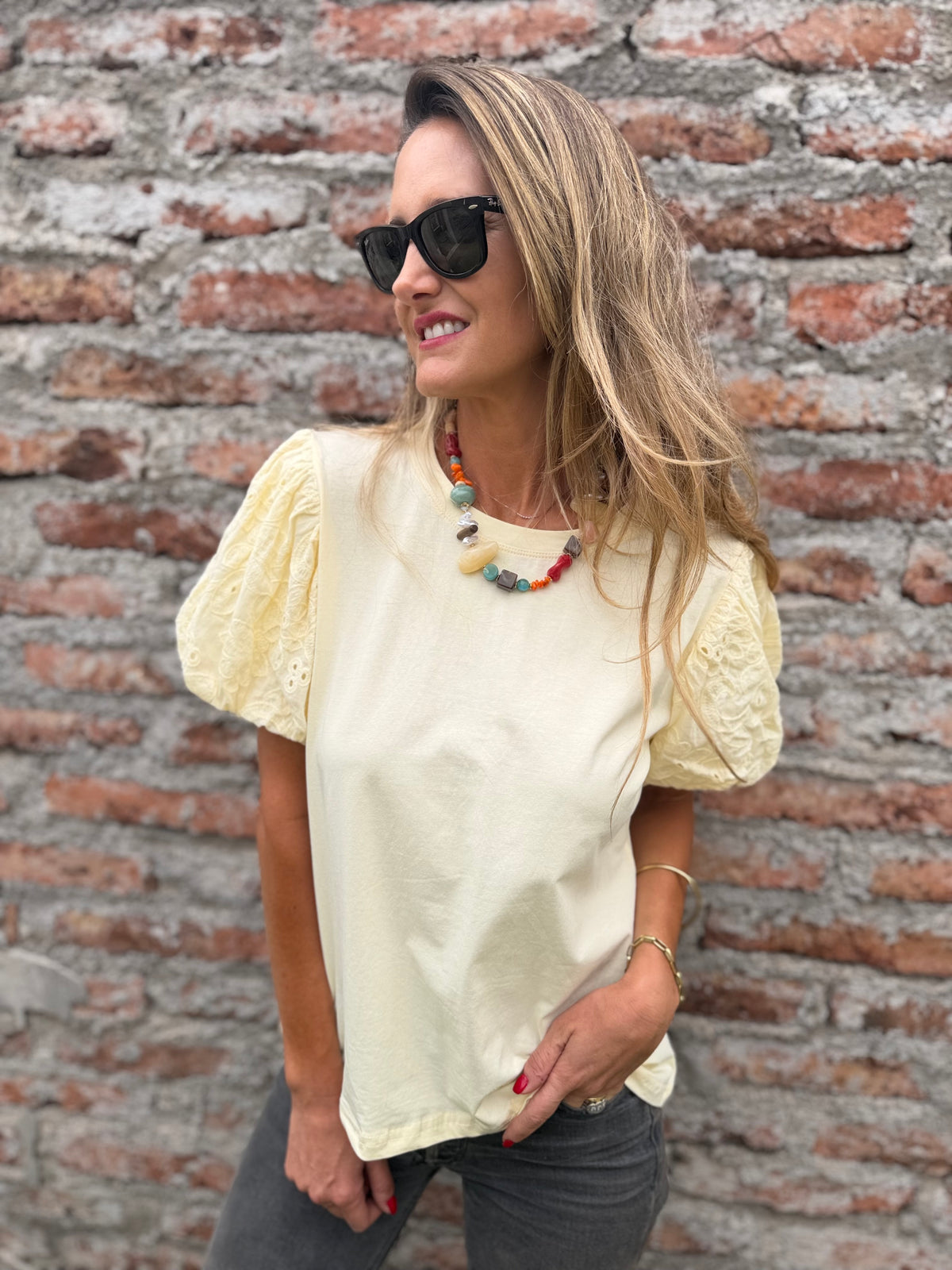 New polera algodón mangas broderie amarillo claro