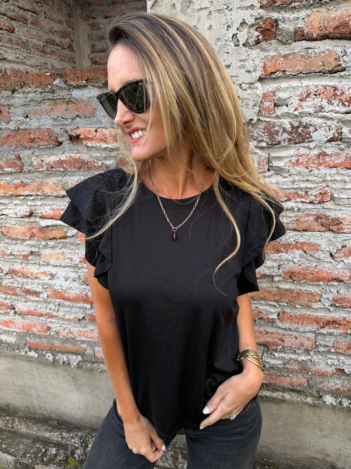 Polera me mola negra