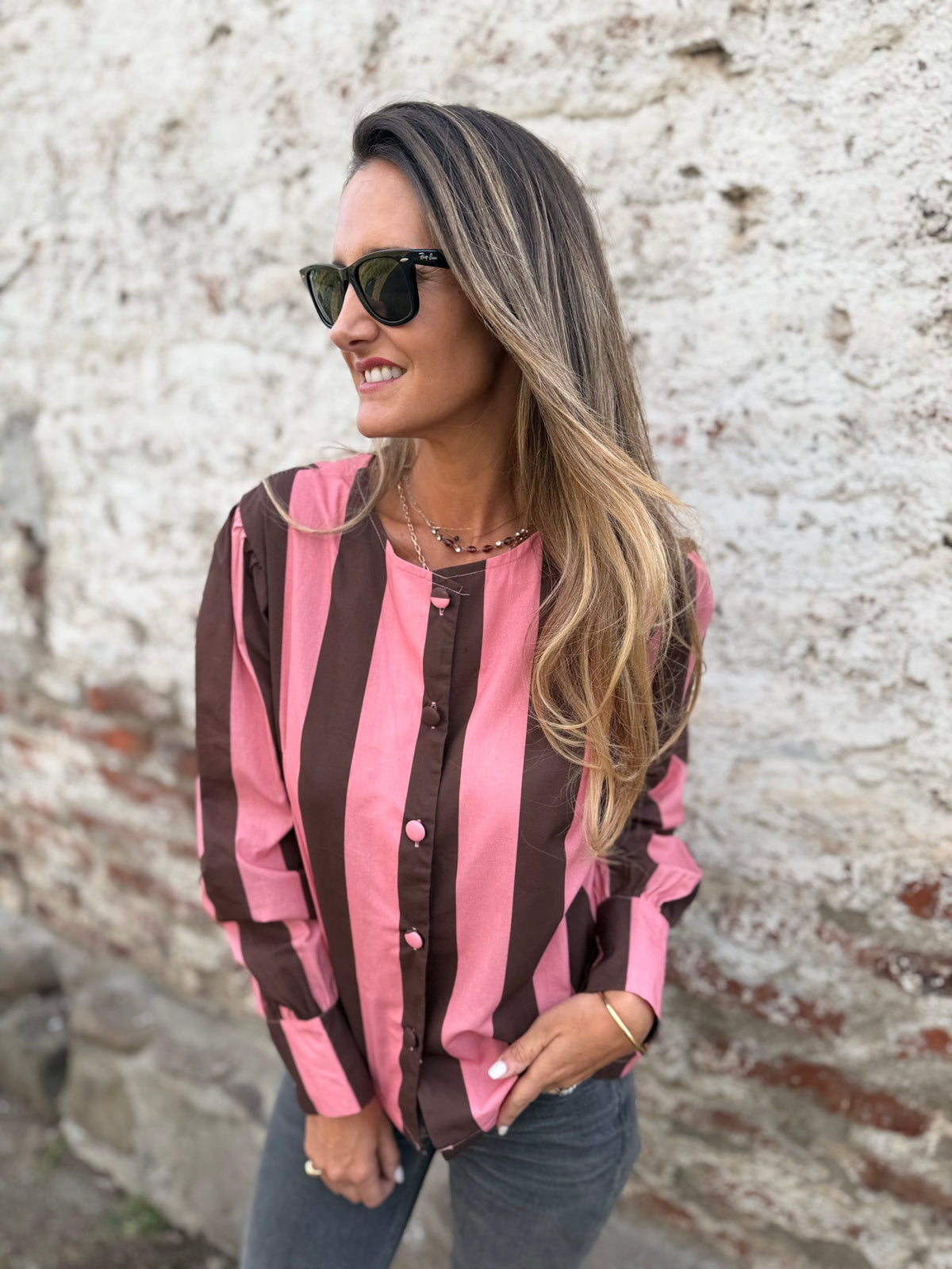 Blusa rayada café frambuesa