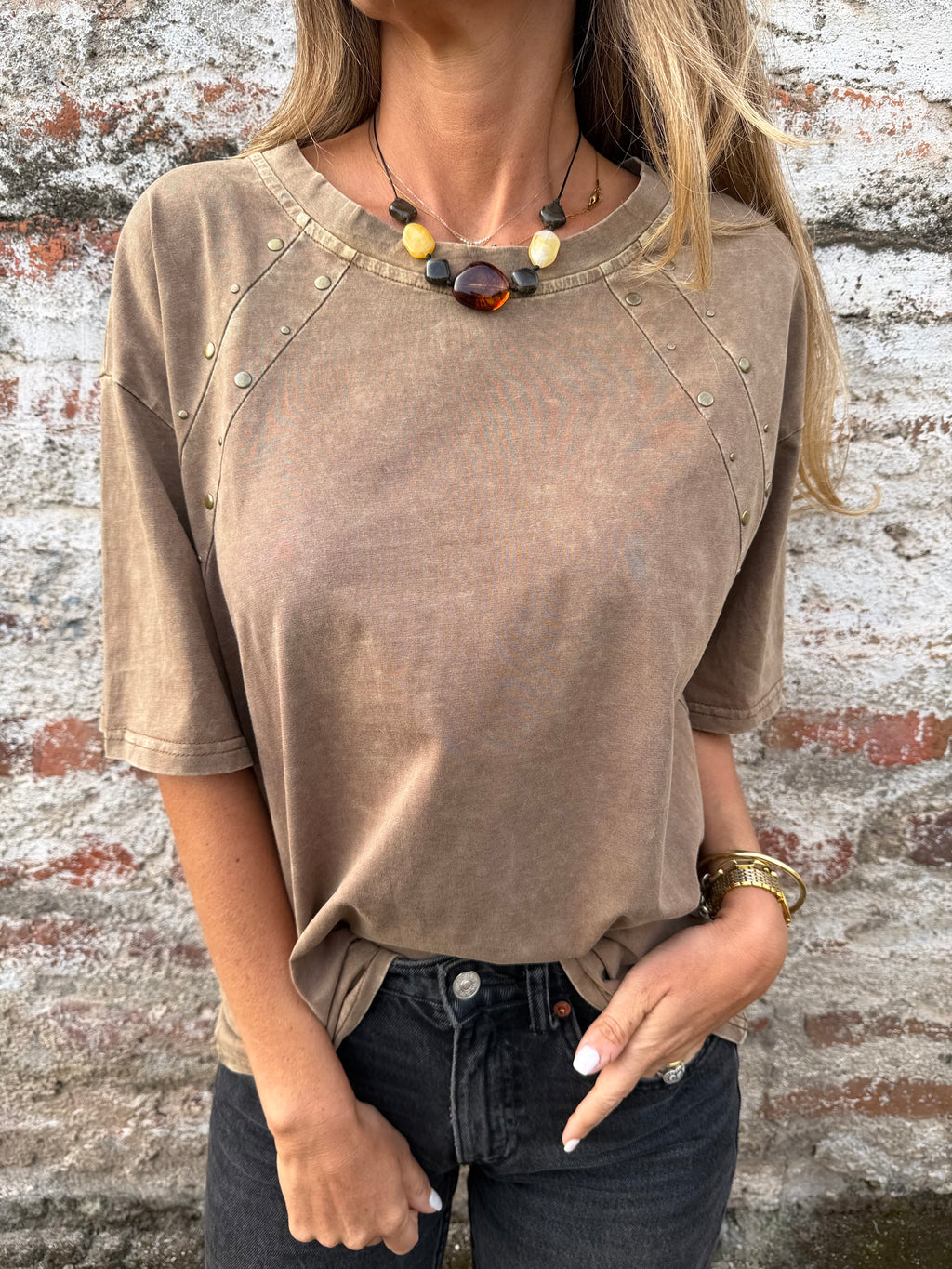 Maxxi polera tachas camel