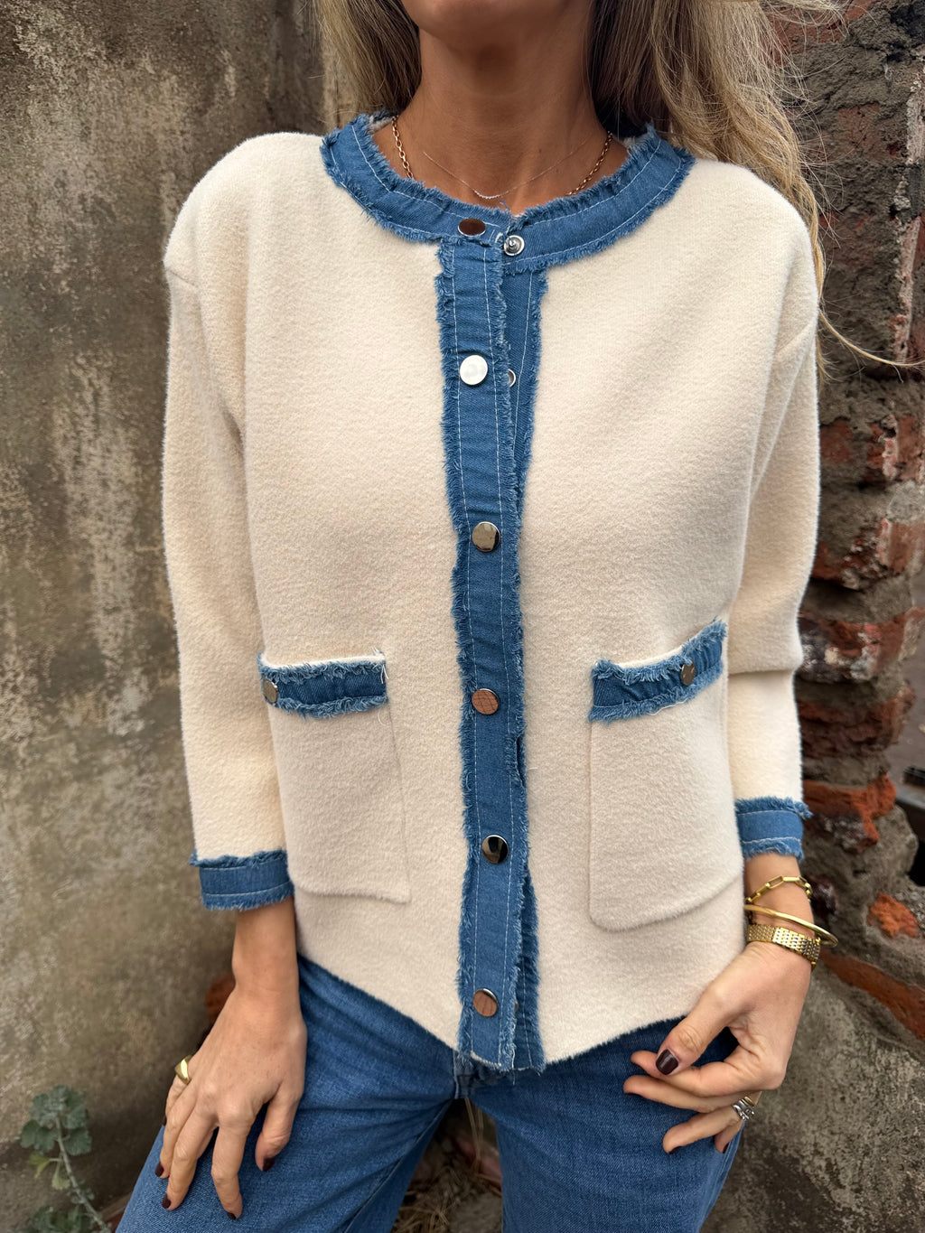 Chaqueta paño detalles bluejean blanca