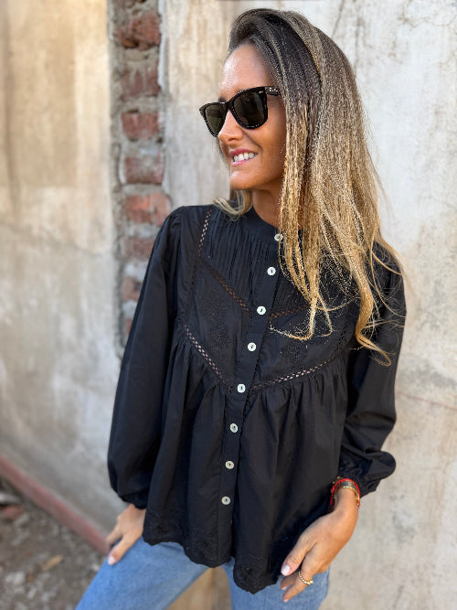 Blusa cedrón negra