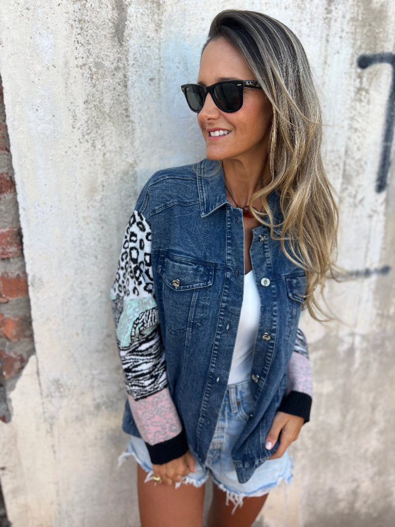 Chaqueta bluejean detalles lana azul