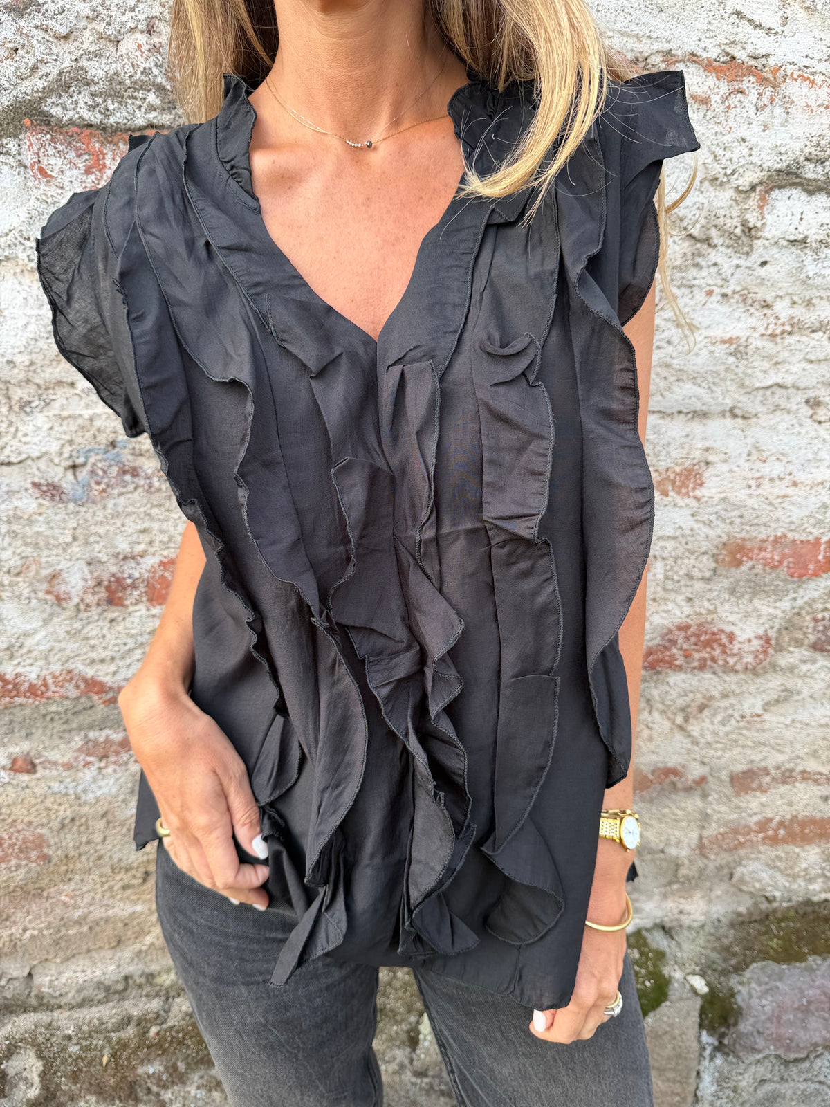 Blusa doble volados negra