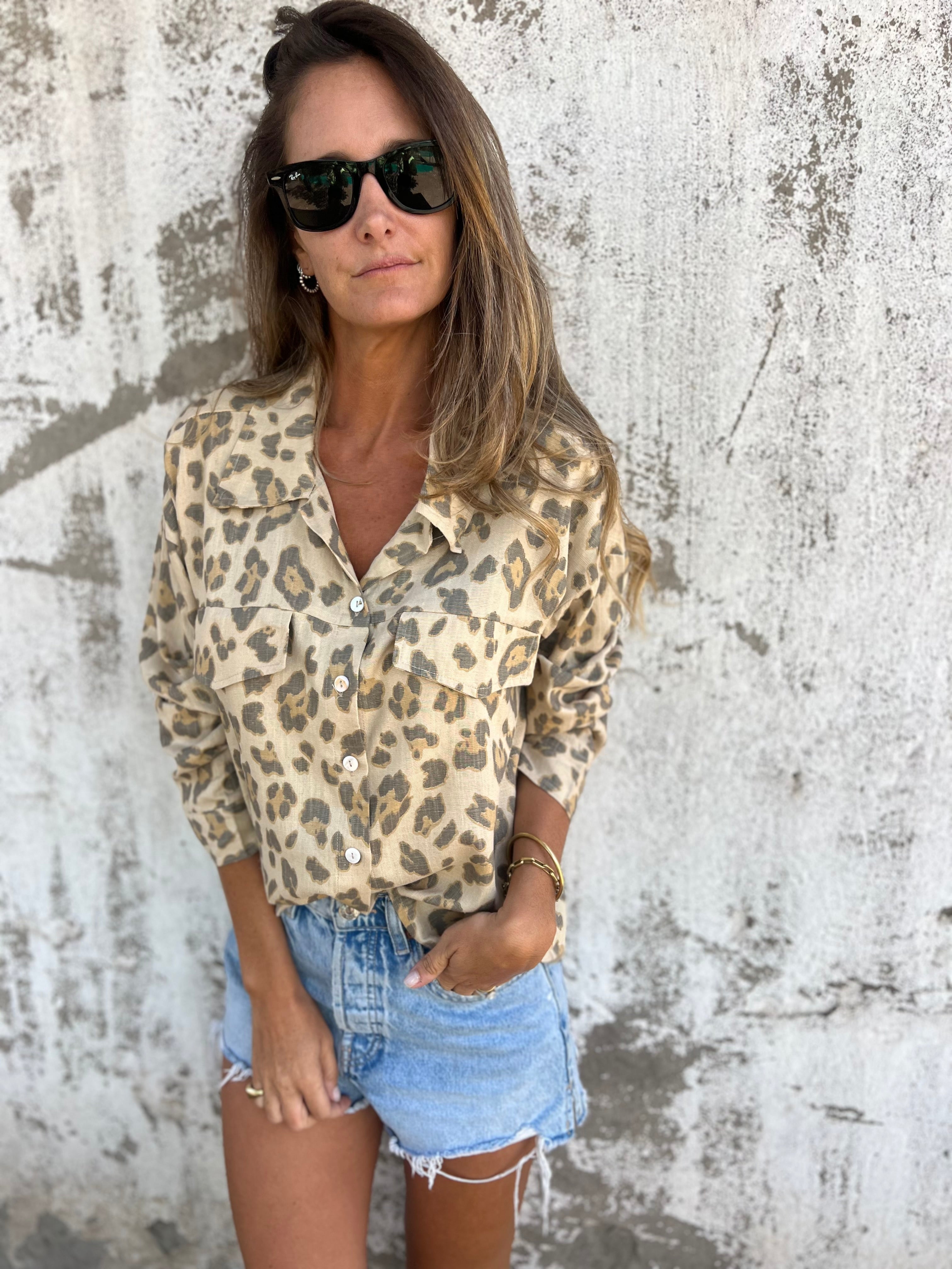 Chaqueta delgada/ blusa lino print beige clara