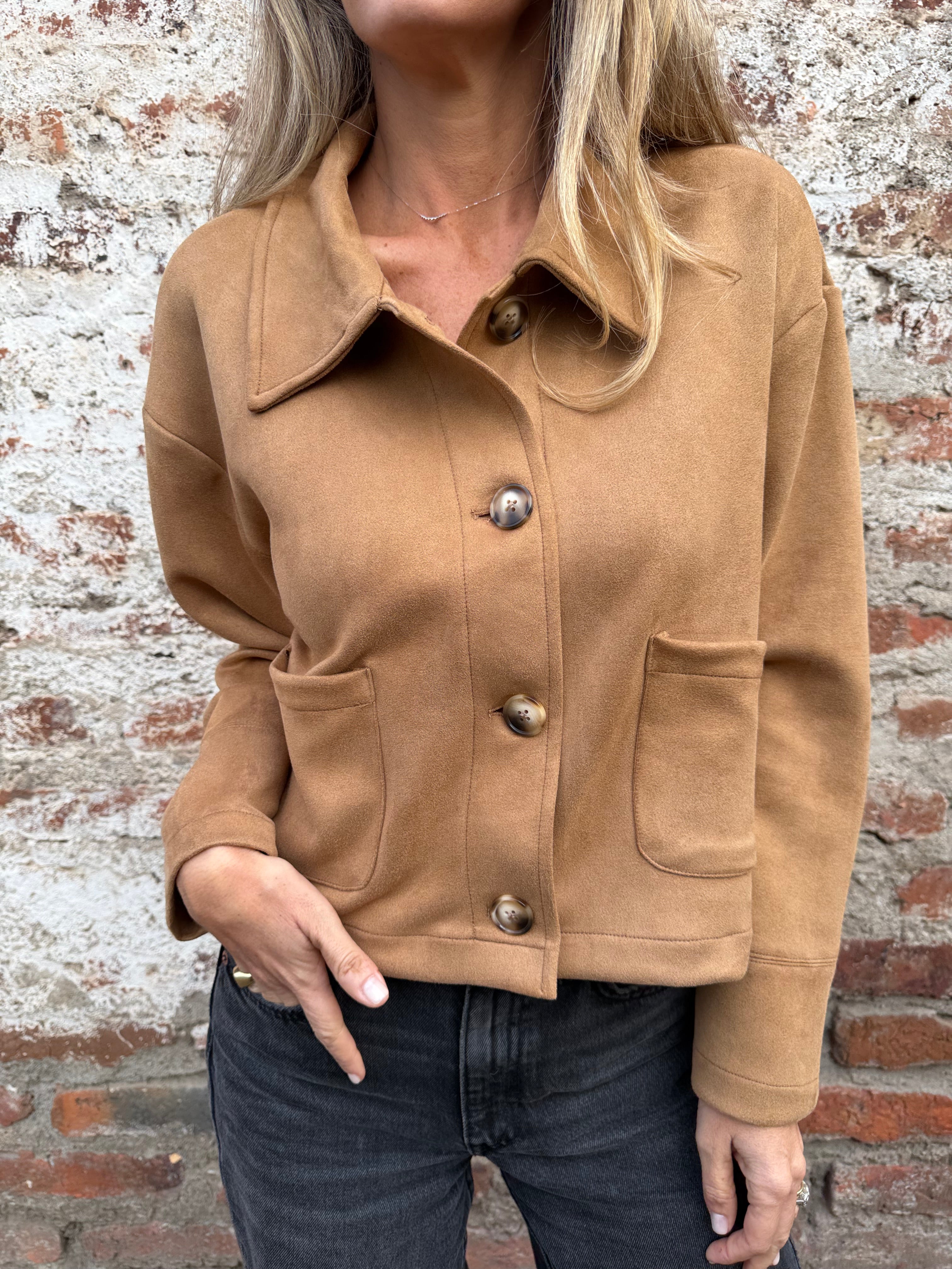 Chaqueta suede pocket camel