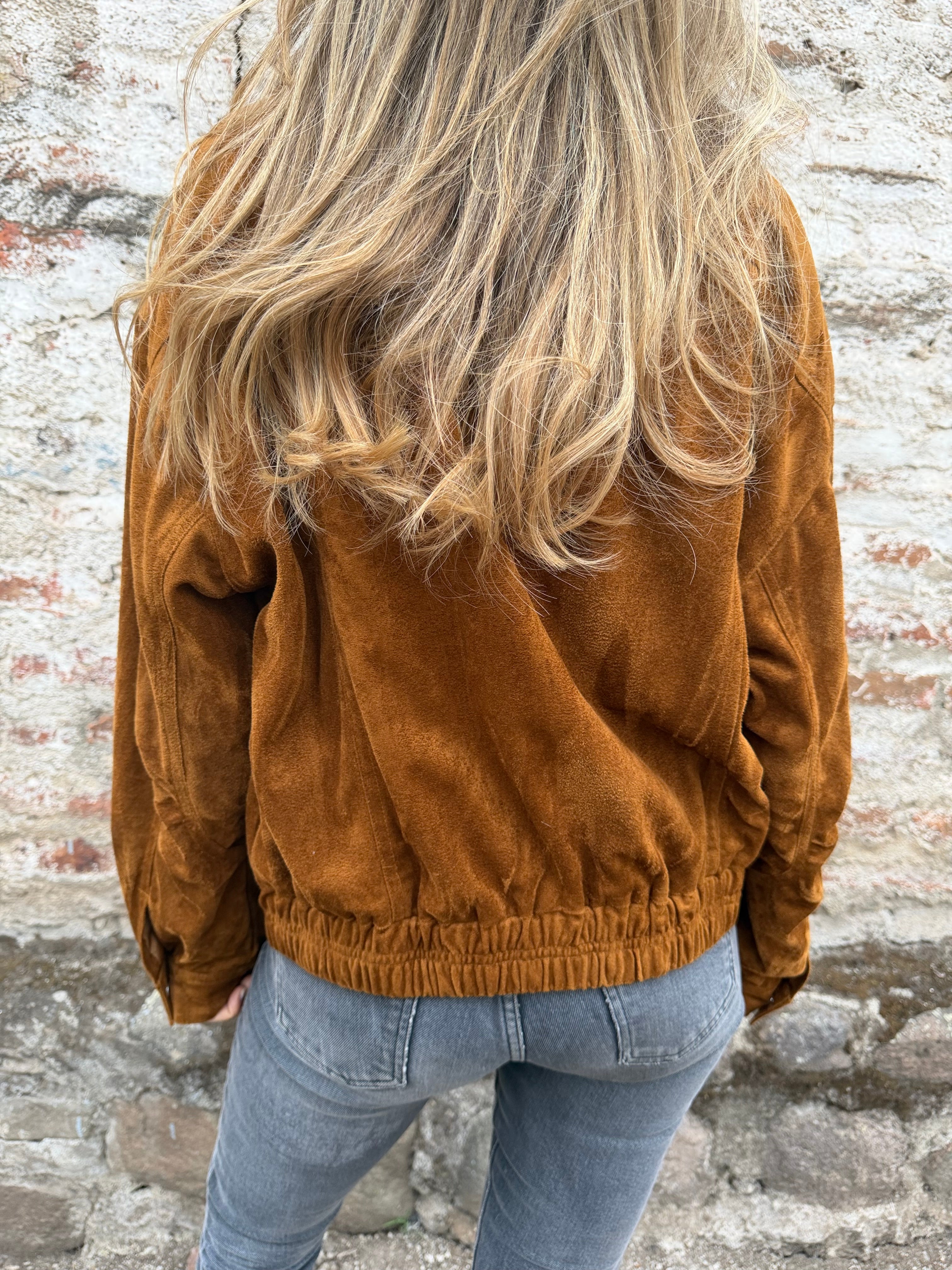Bomber efecto cuero gamuza caramelo