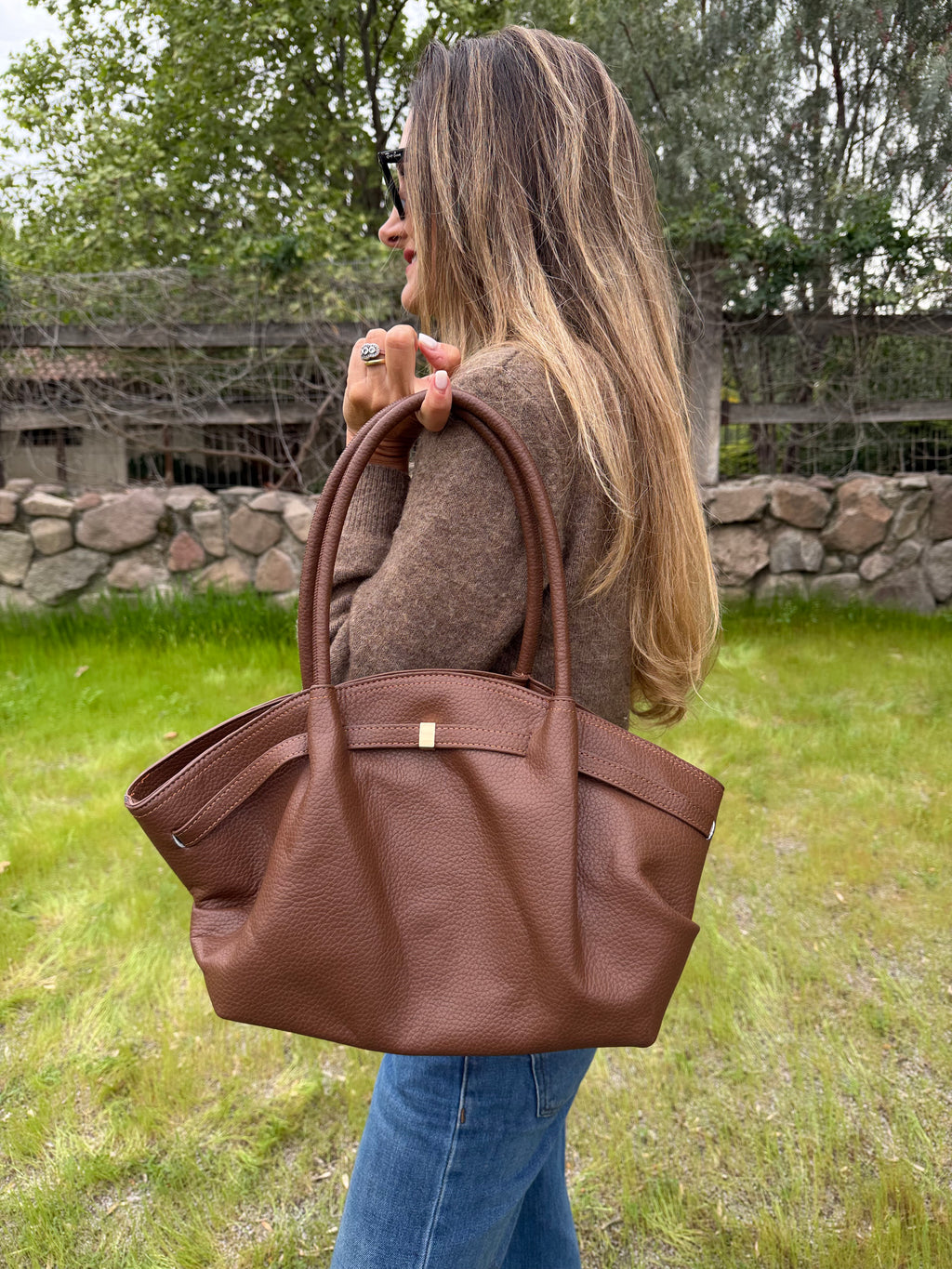 Cartera efecto cuero graneado maca café