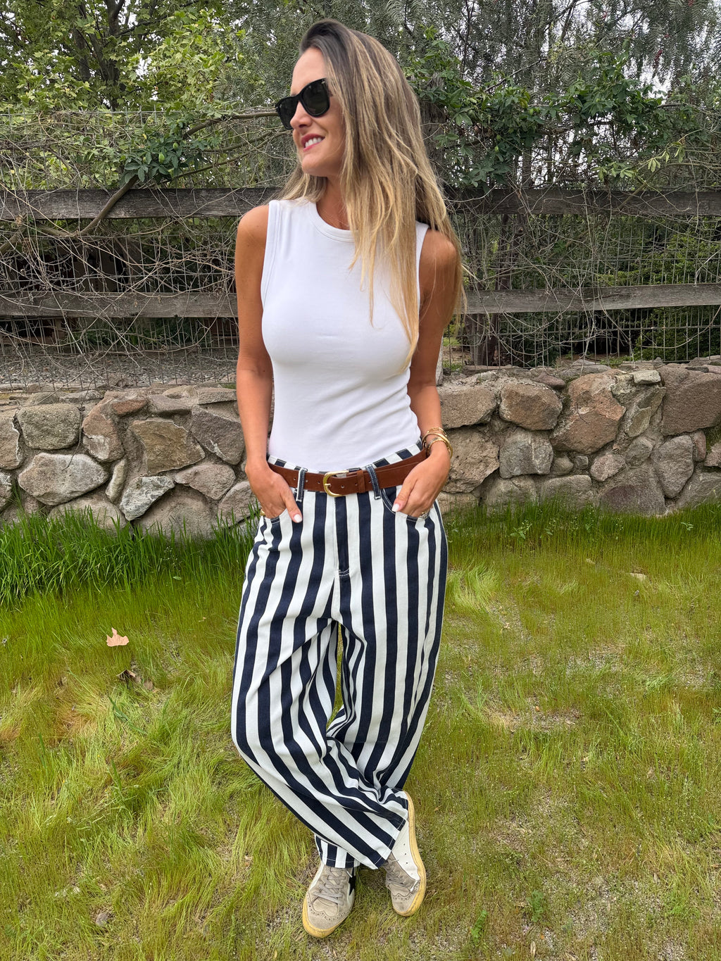 Pantalón barrel rayas azul