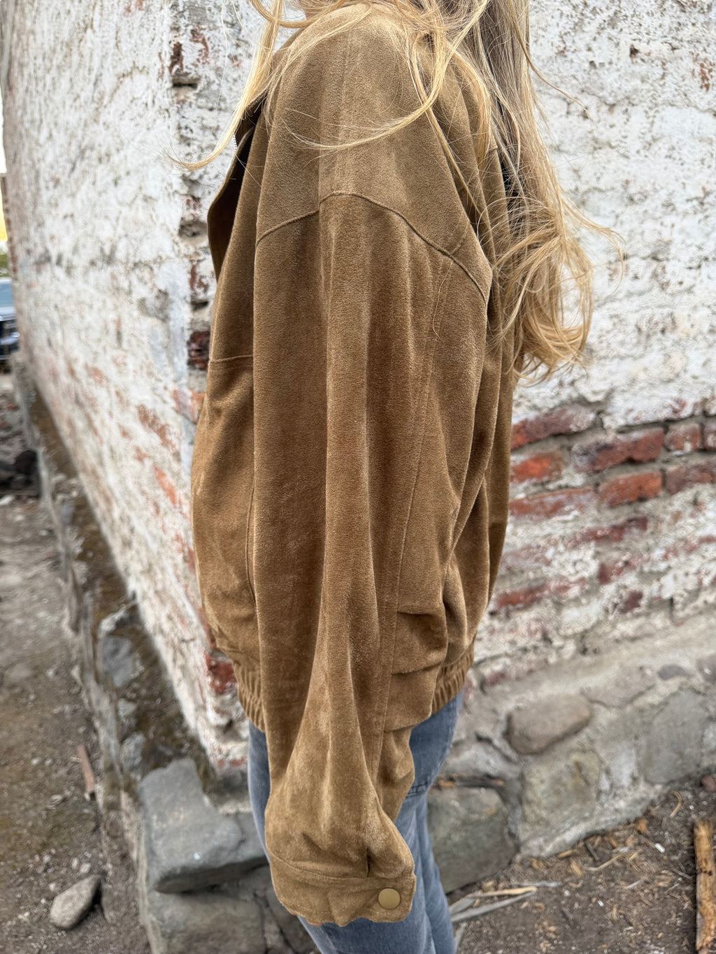 Bomber efecto cuero gamuza beige