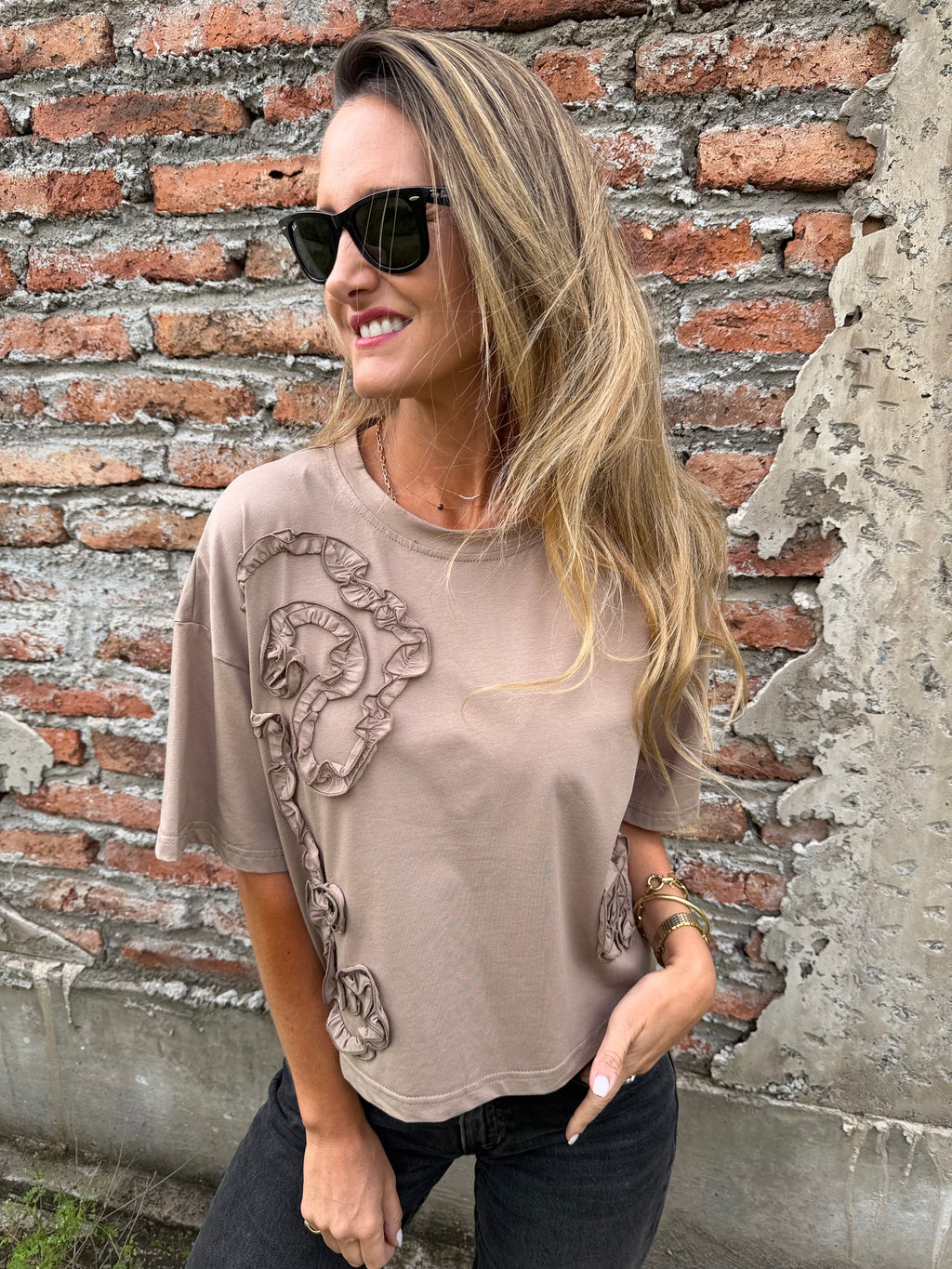 Polera las flores camel